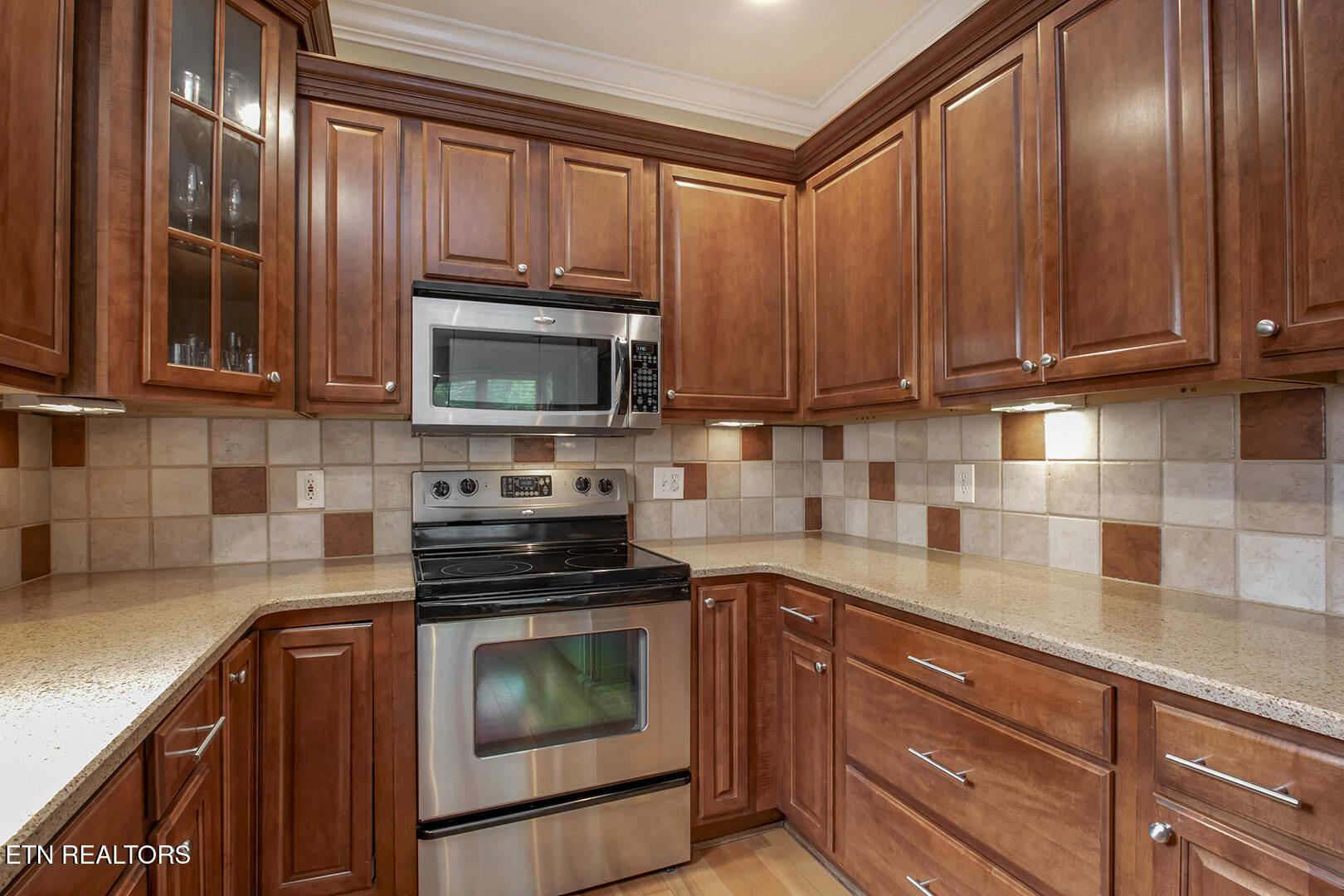 8511 King Arthur Lane Knoxville TN 37923