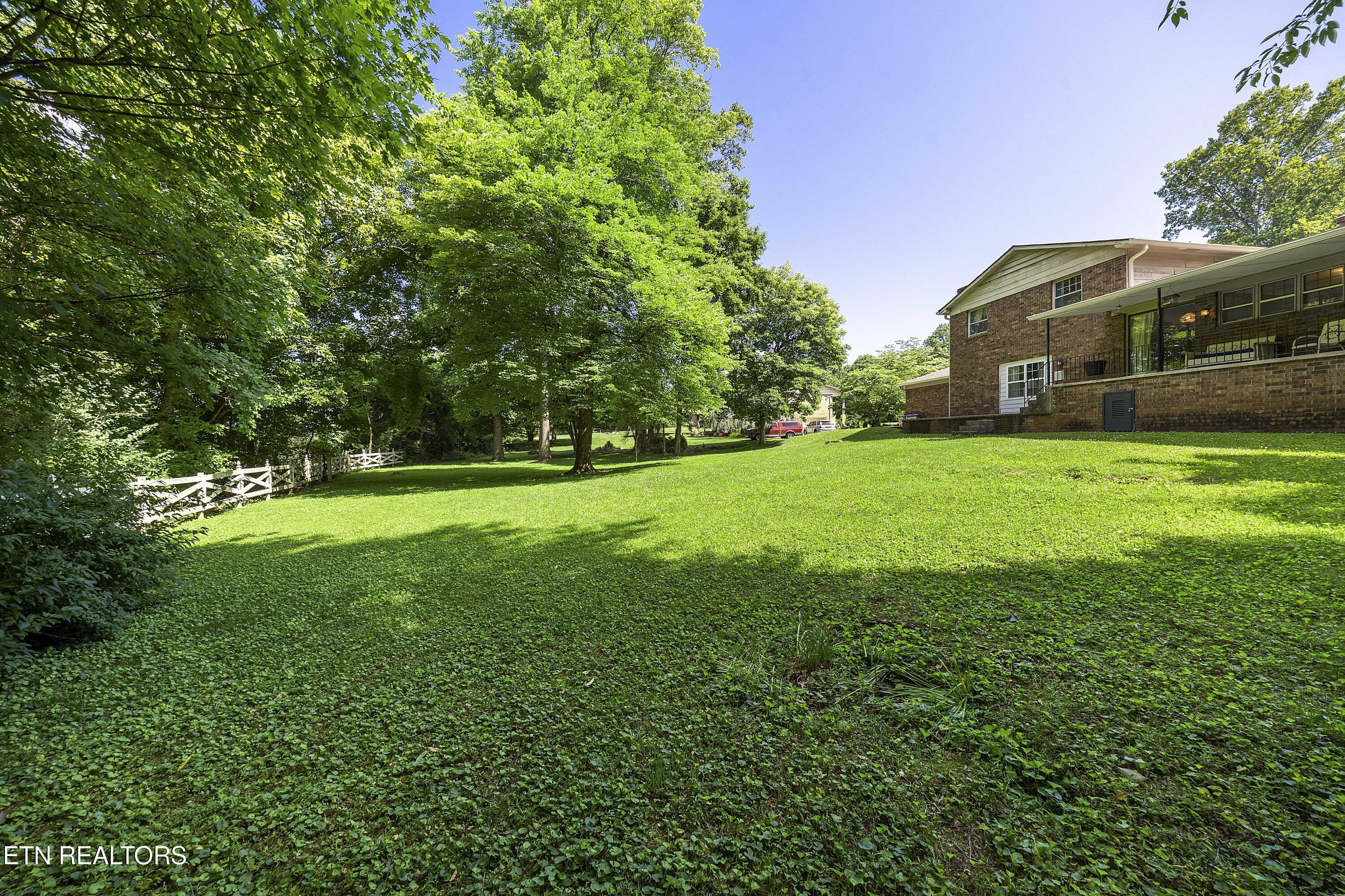 7516 Gynevere Drive Knoxville TN 37931