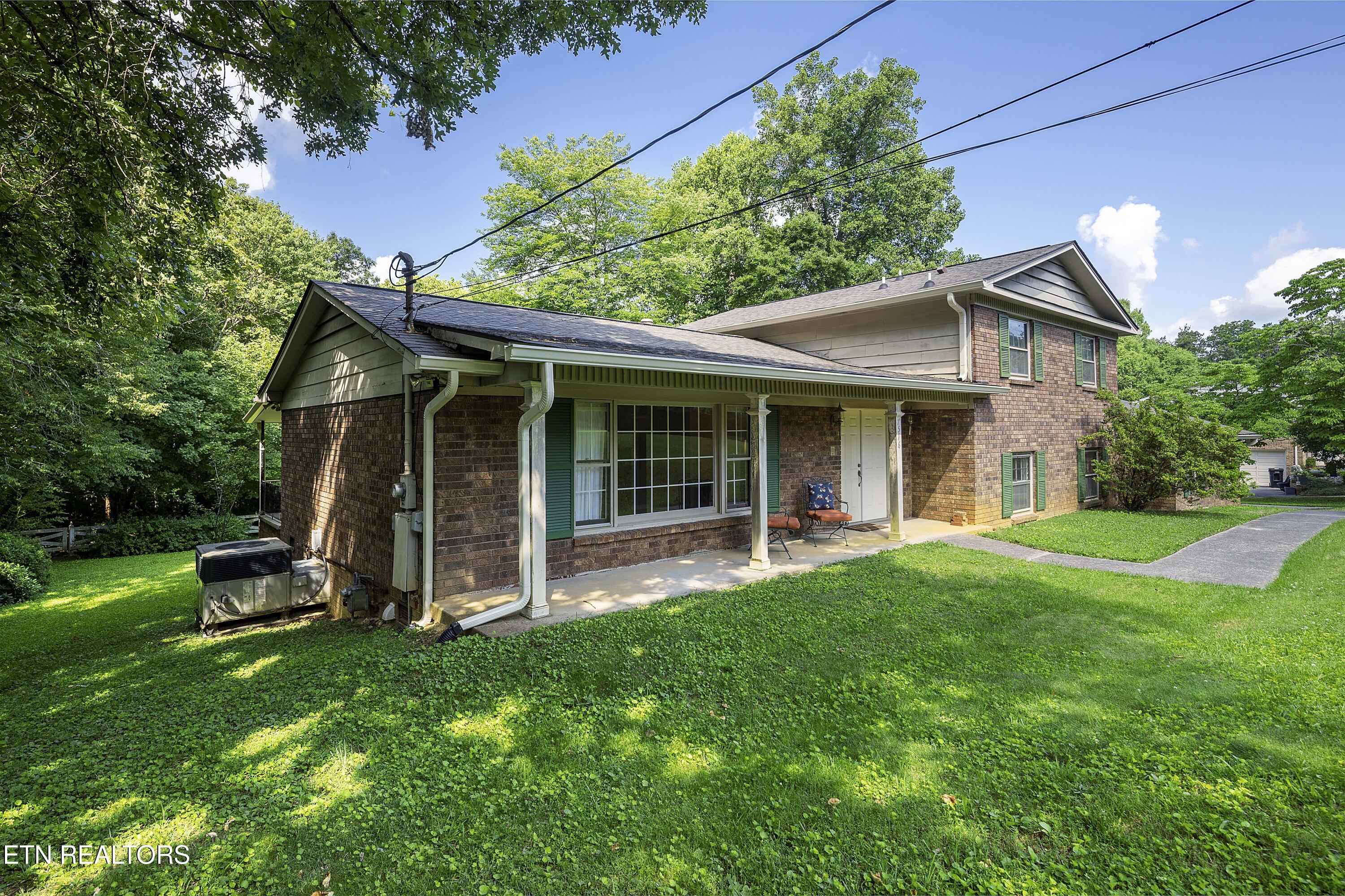 7516 Gynevere Drive Knoxville TN 37931