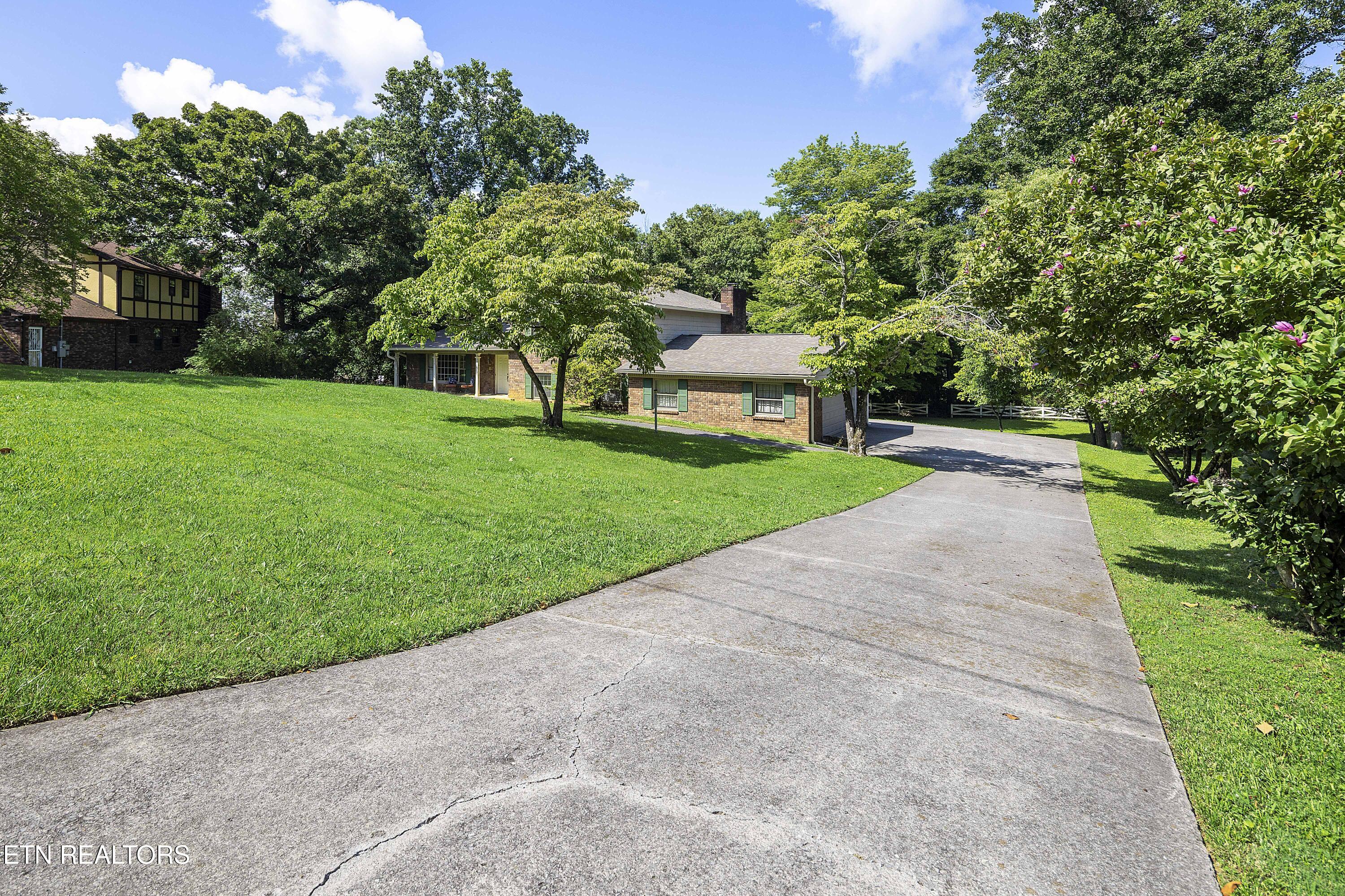 7516 Gynevere Drive Knoxville TN 37931