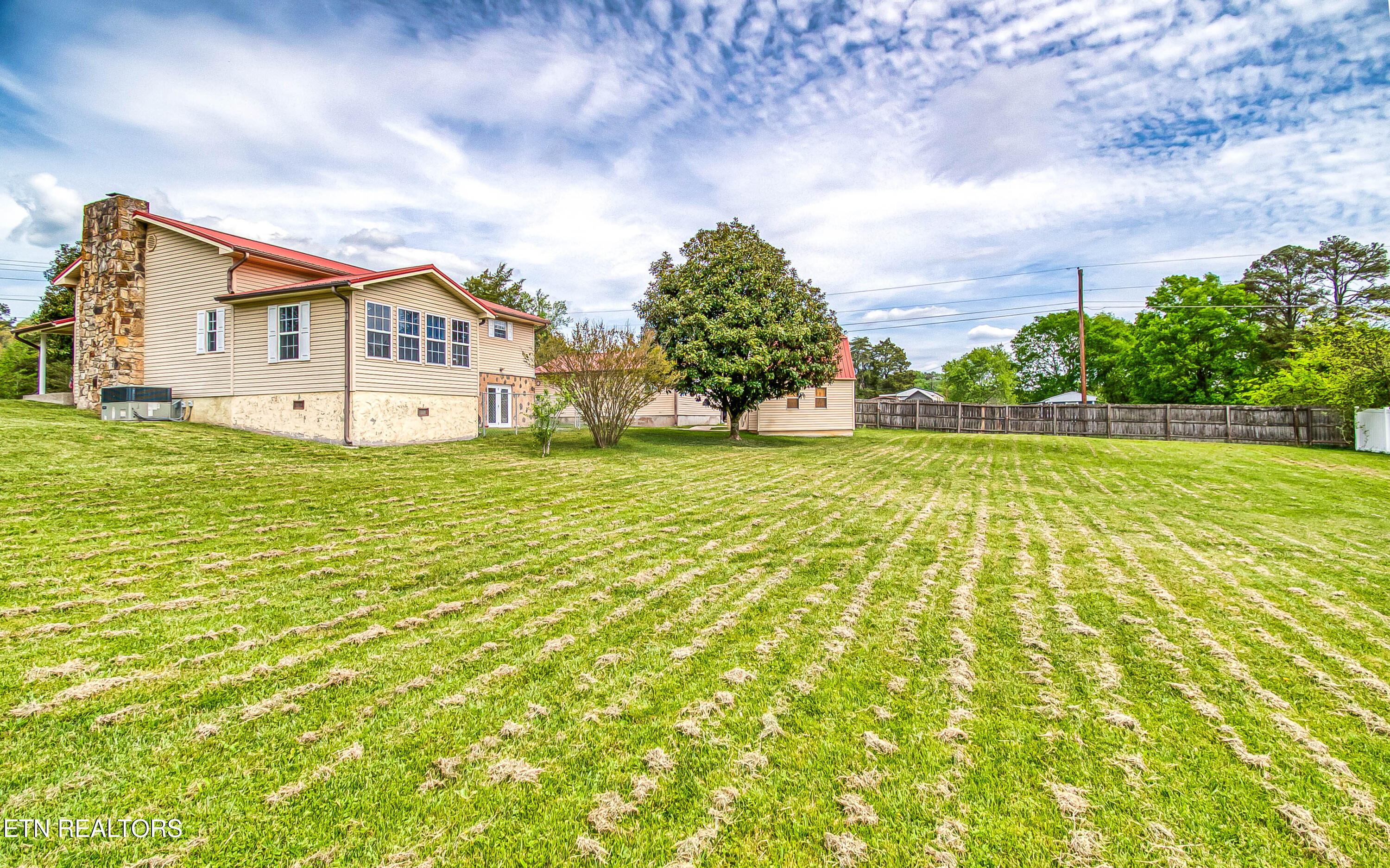 4533 Hines Valley Road Lenoir City TN 37771