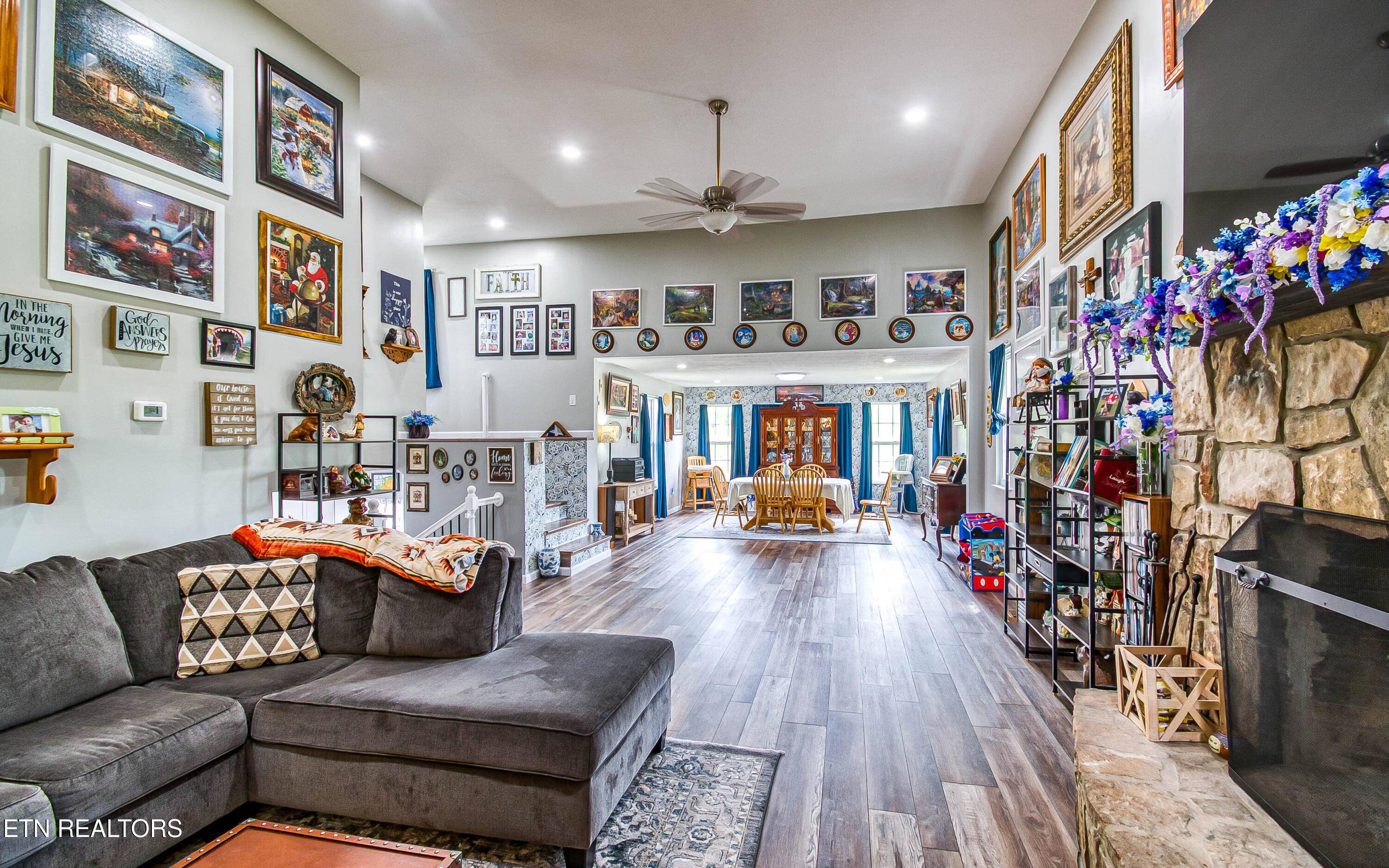 4533 Hines Valley Road Lenoir City TN 37771