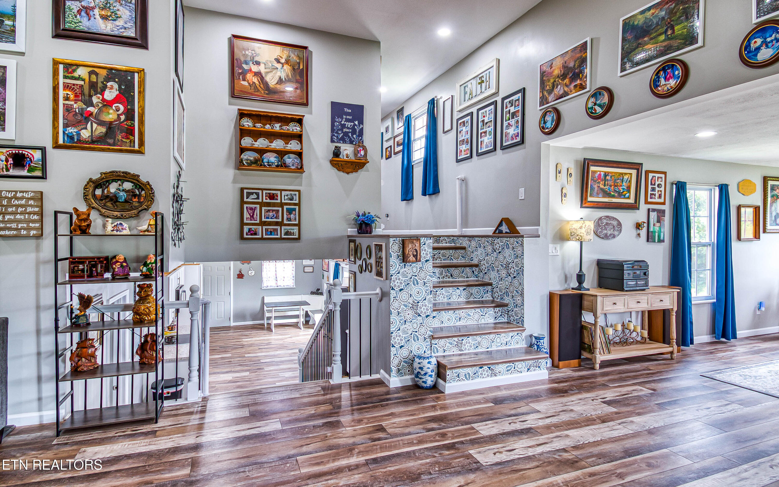 4533 Hines Valley Road Lenoir City TN 37771