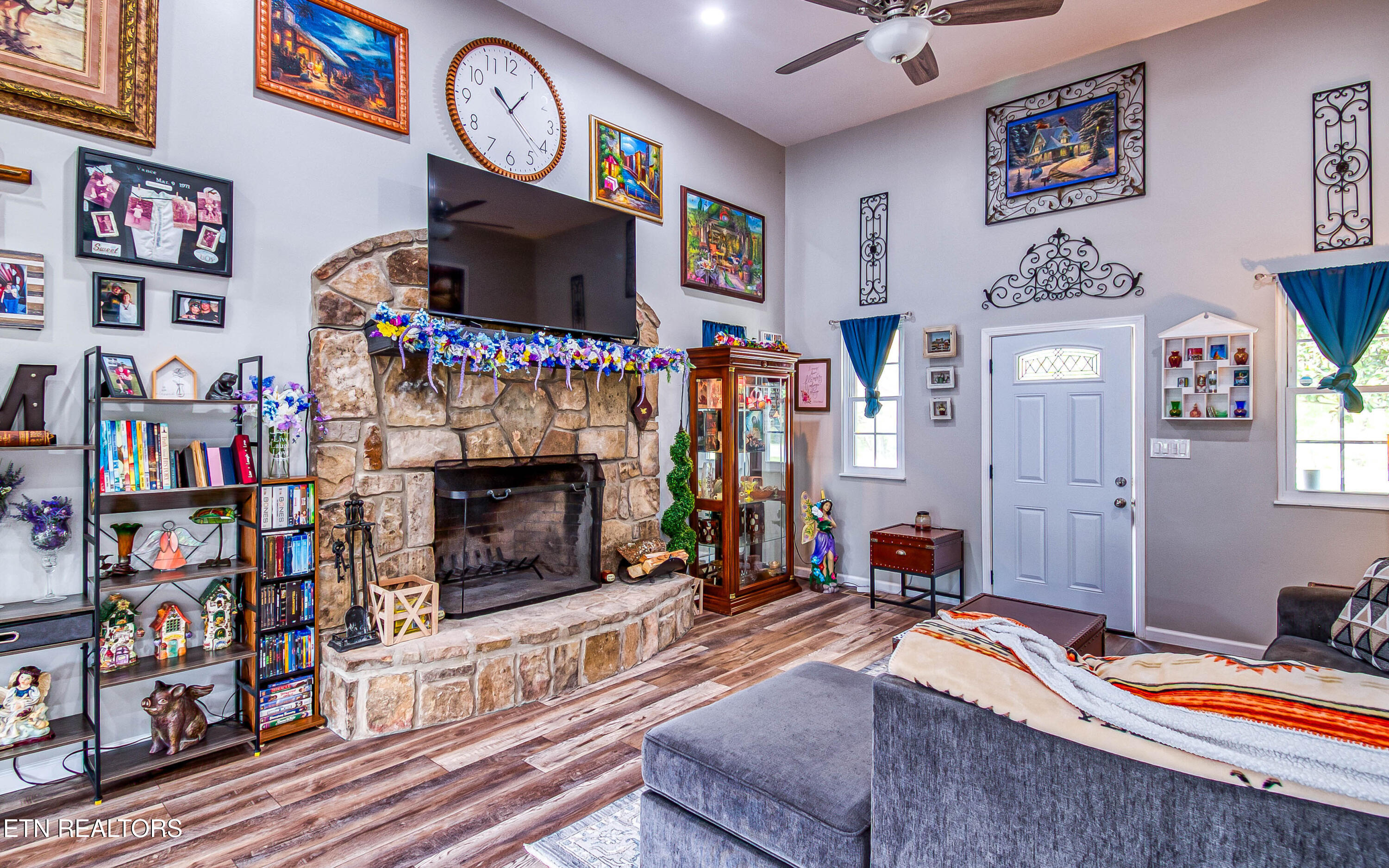 4533 Hines Valley Road Lenoir City TN 37771