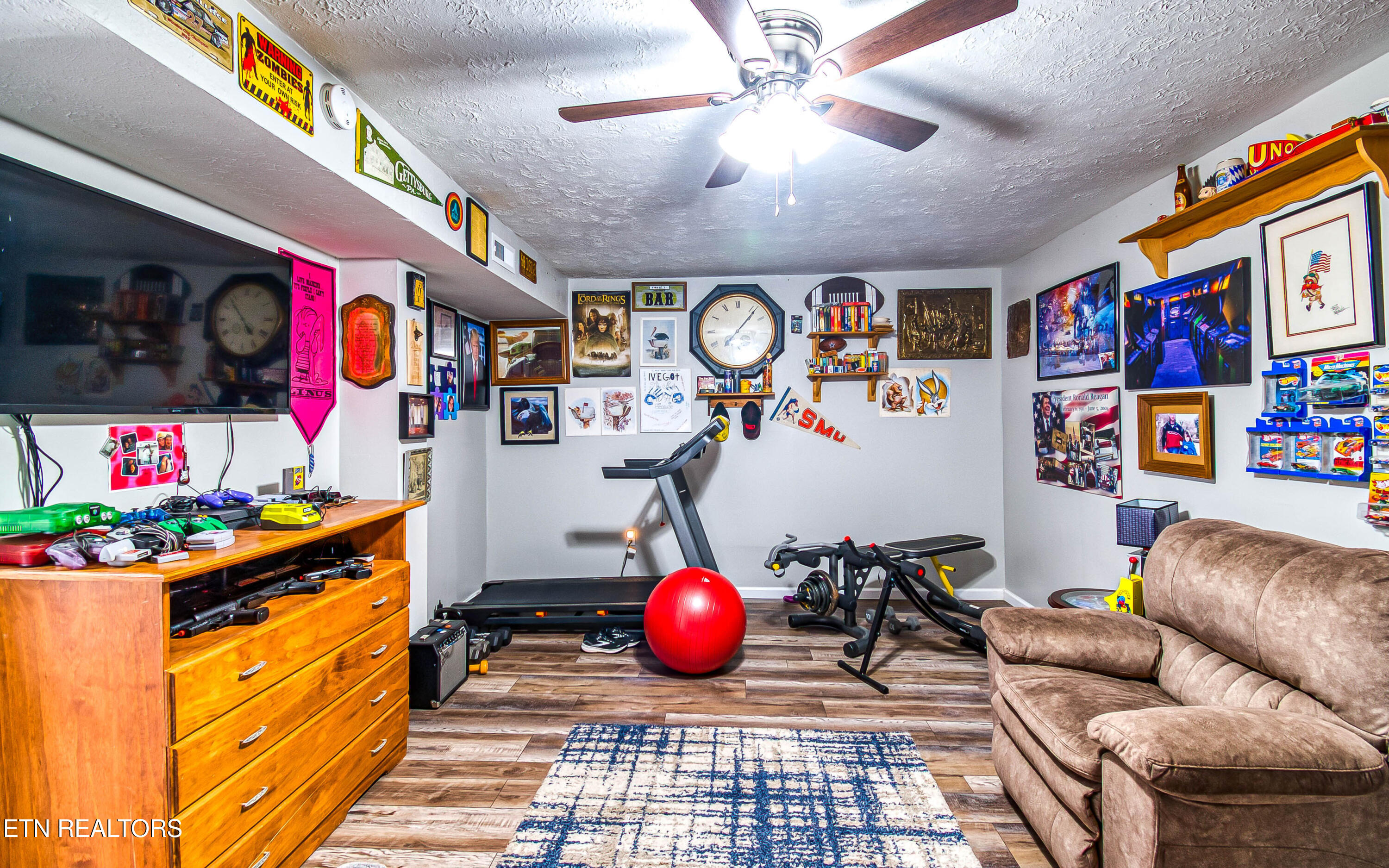 4533 Hines Valley Road Lenoir City TN 37771