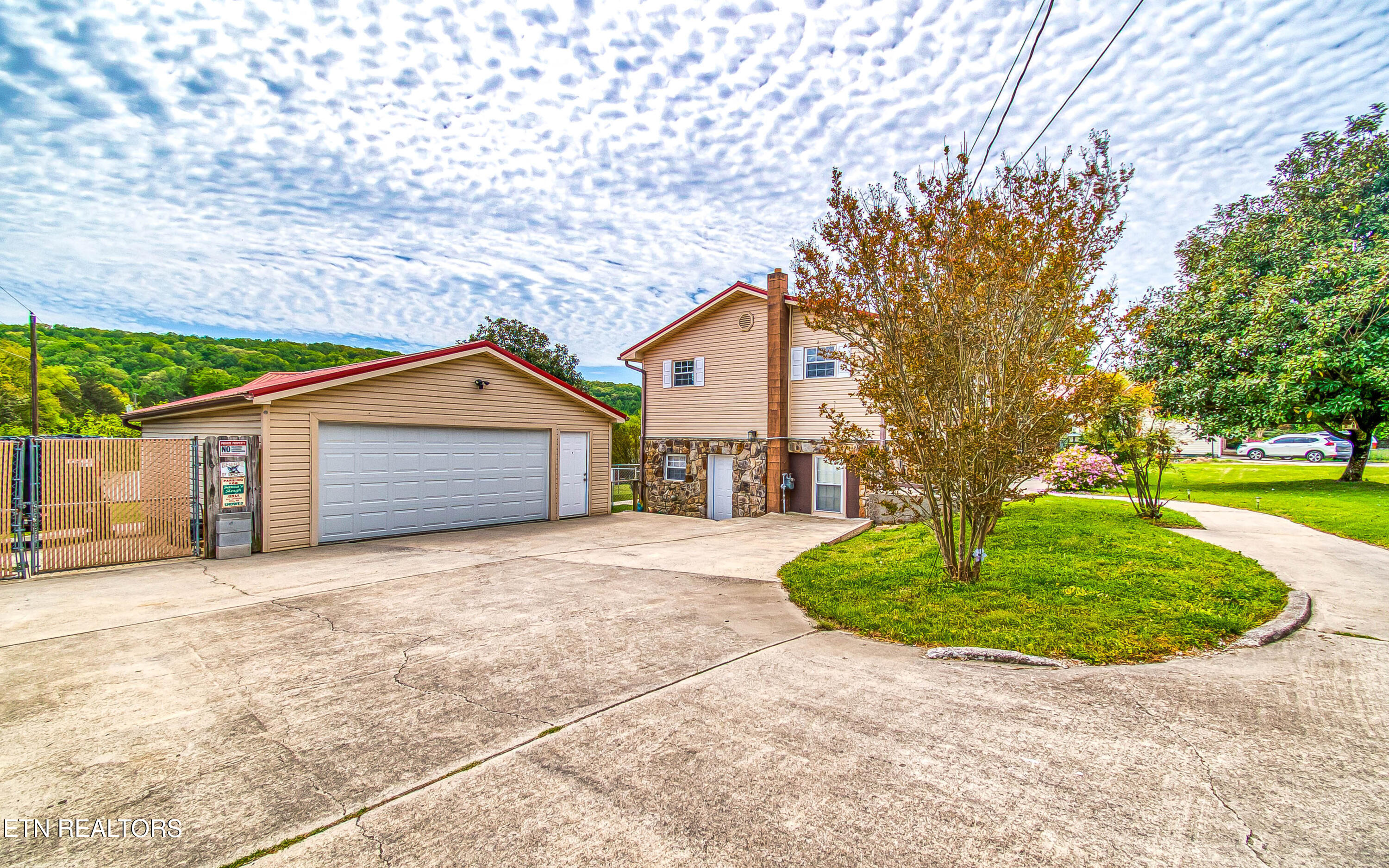 4533 Hines Valley Road Lenoir City TN 37771