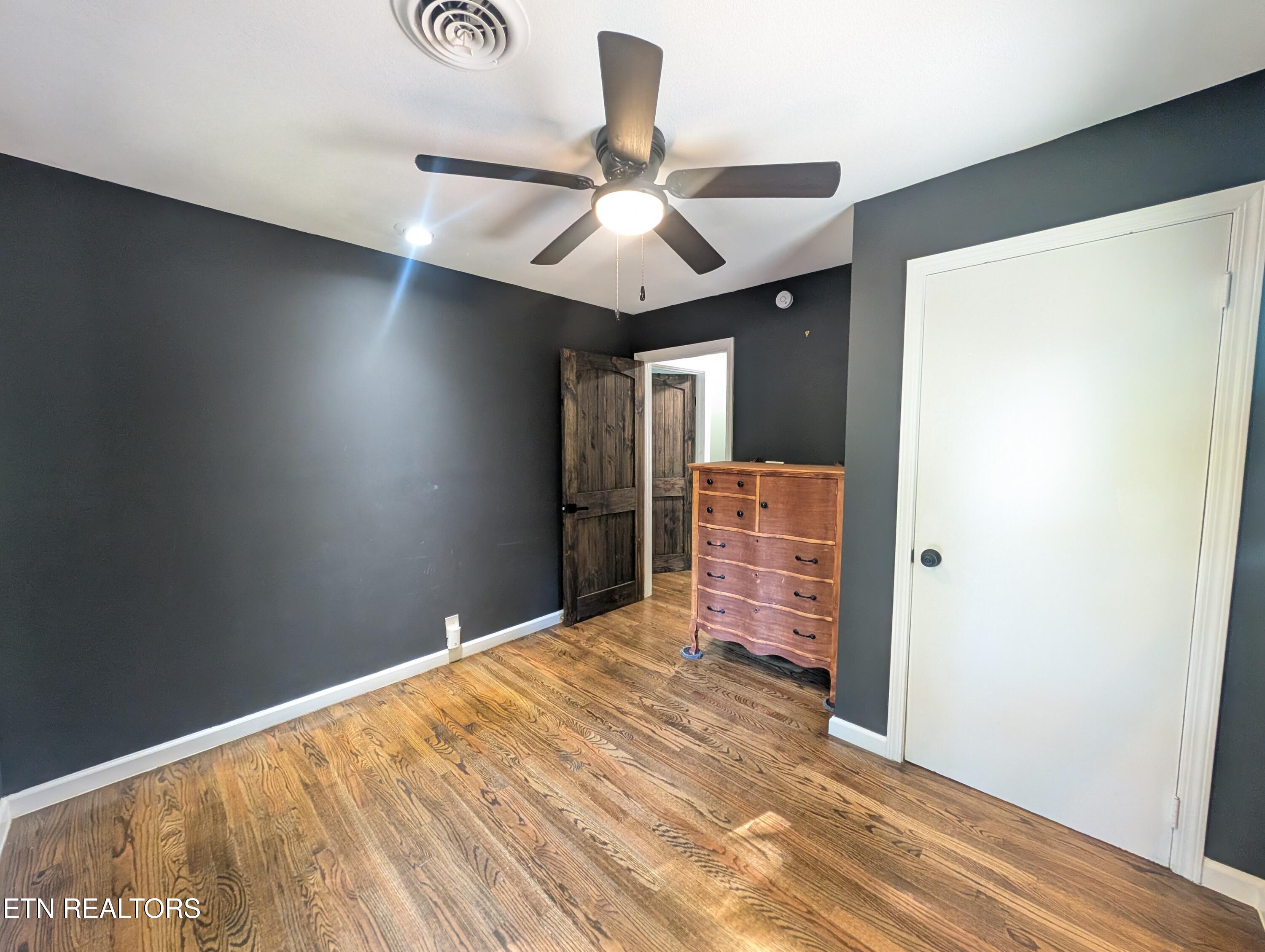 4718 Sevierville Pike Knoxville TN 37920