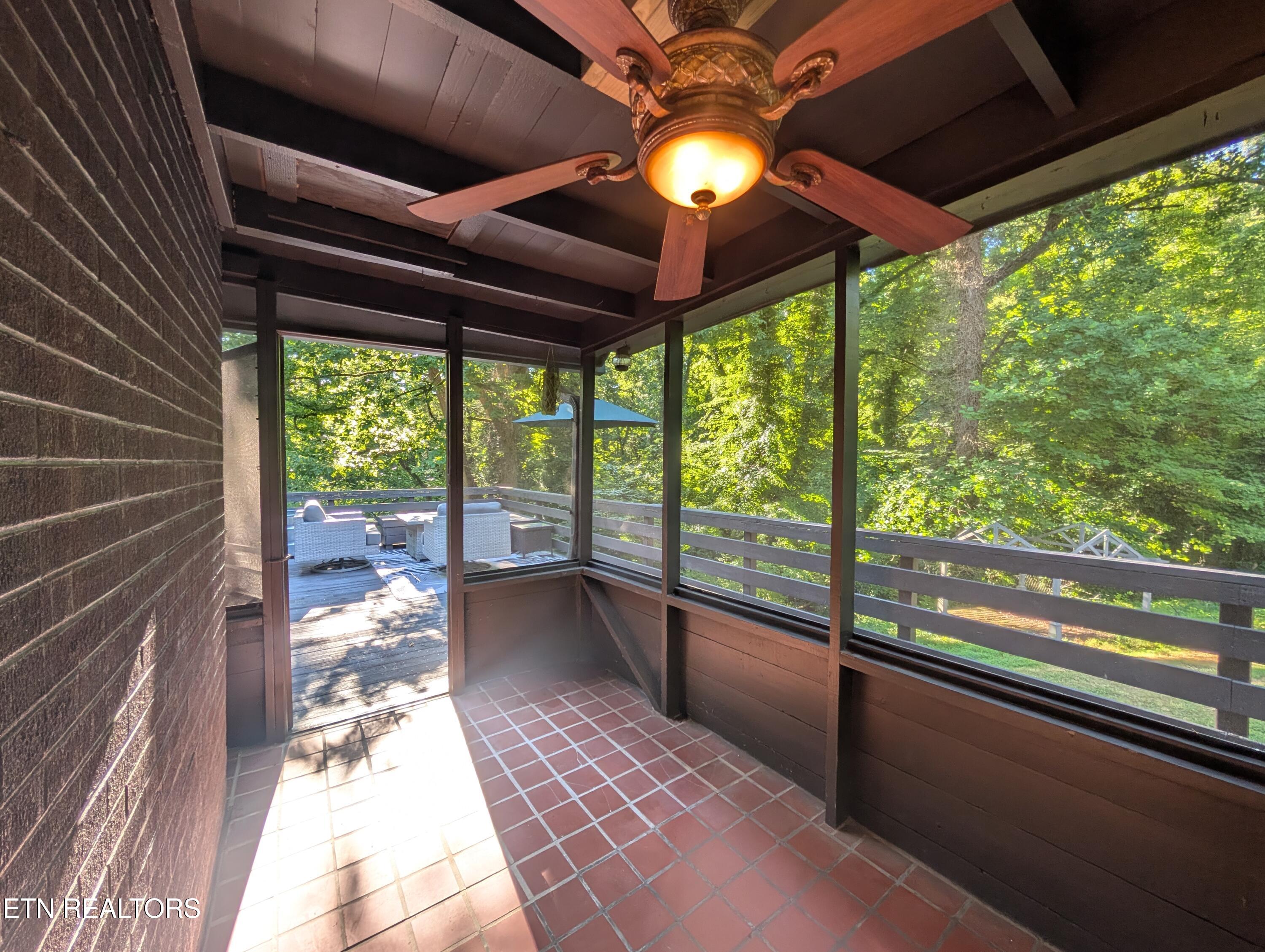 4718 Sevierville Pike Knoxville TN 37920