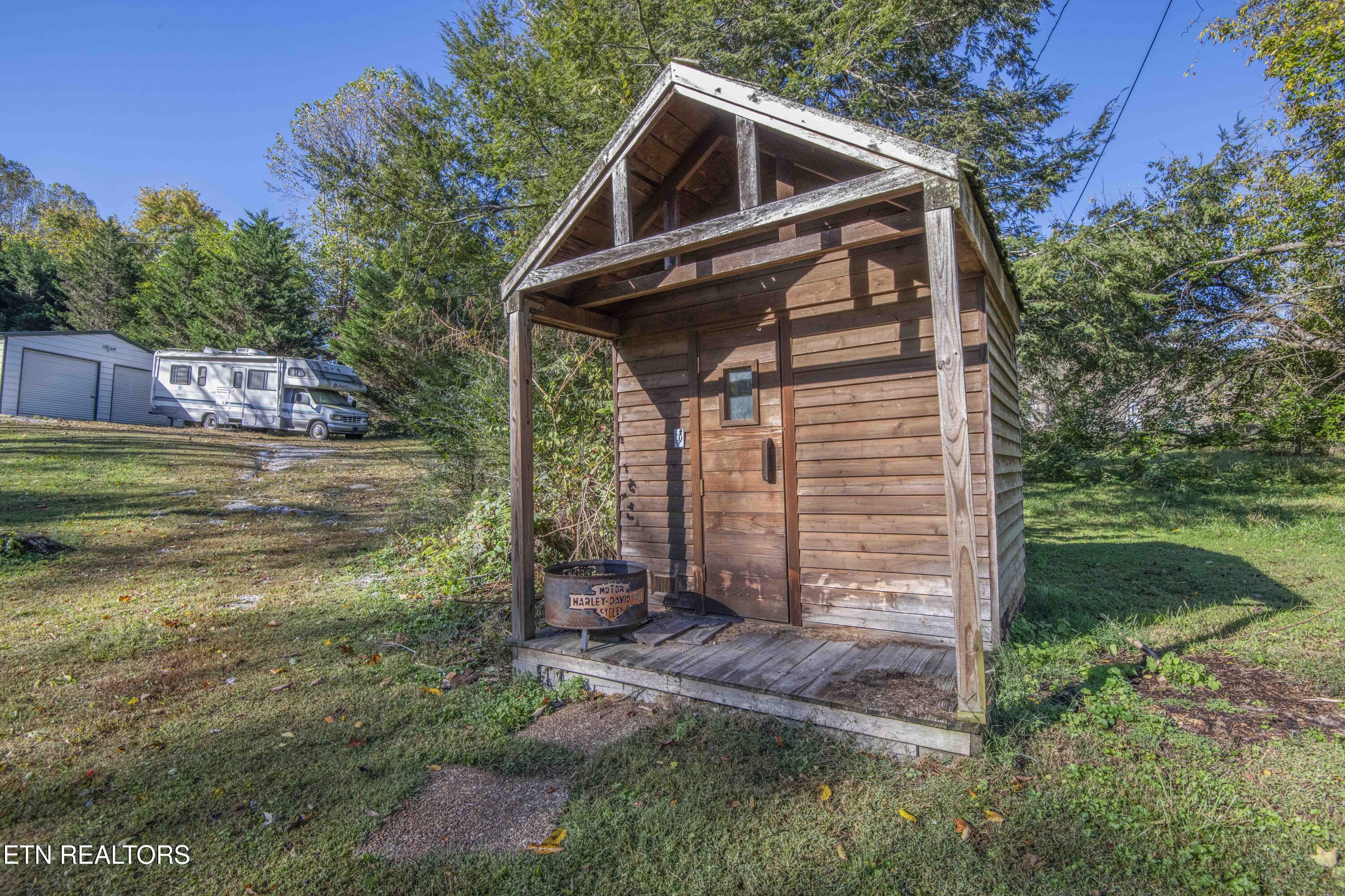 134 Andy Baird Drive Lafollette TN 37766
