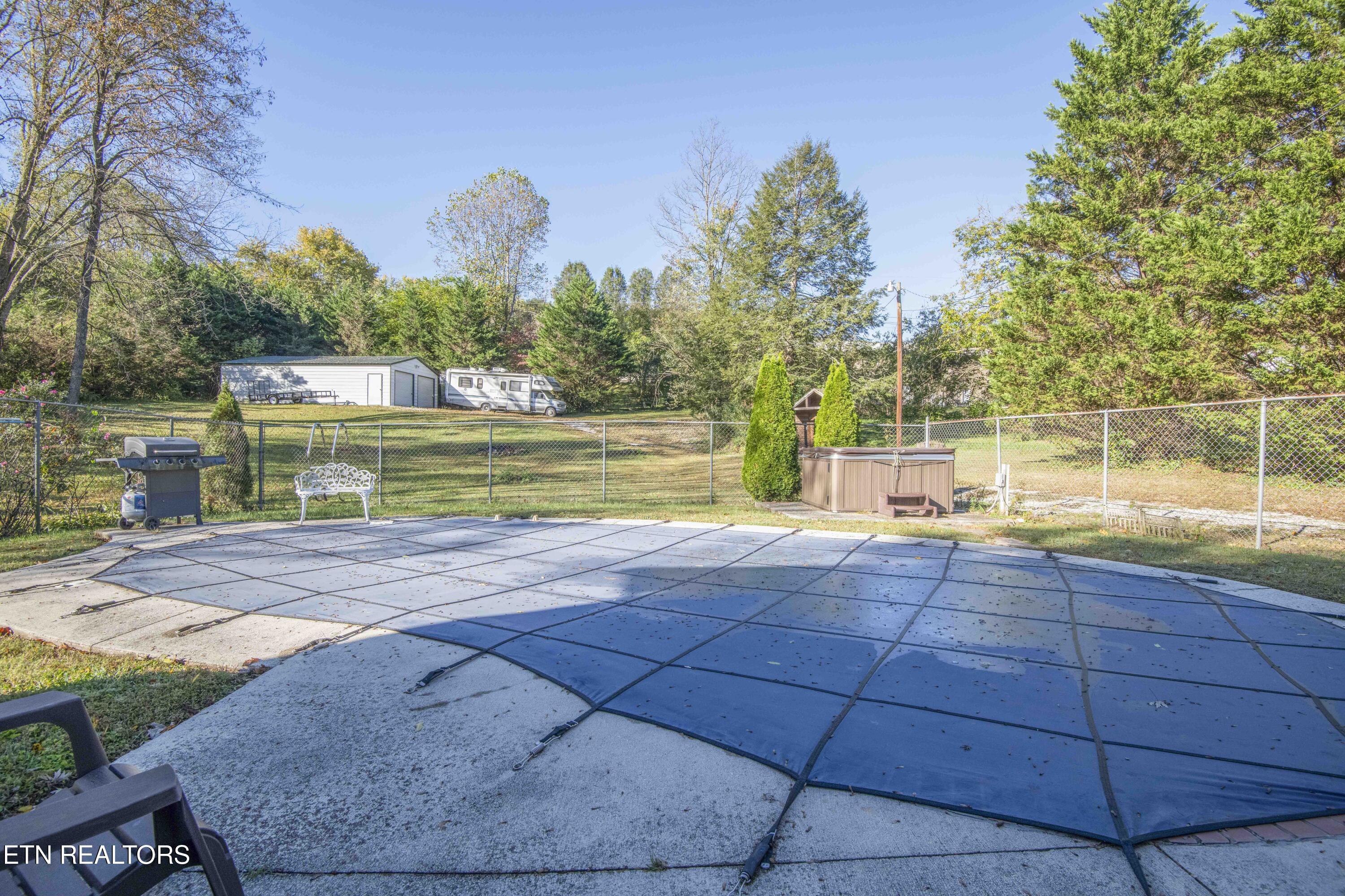 134 Andy Baird Drive Lafollette TN 37766
