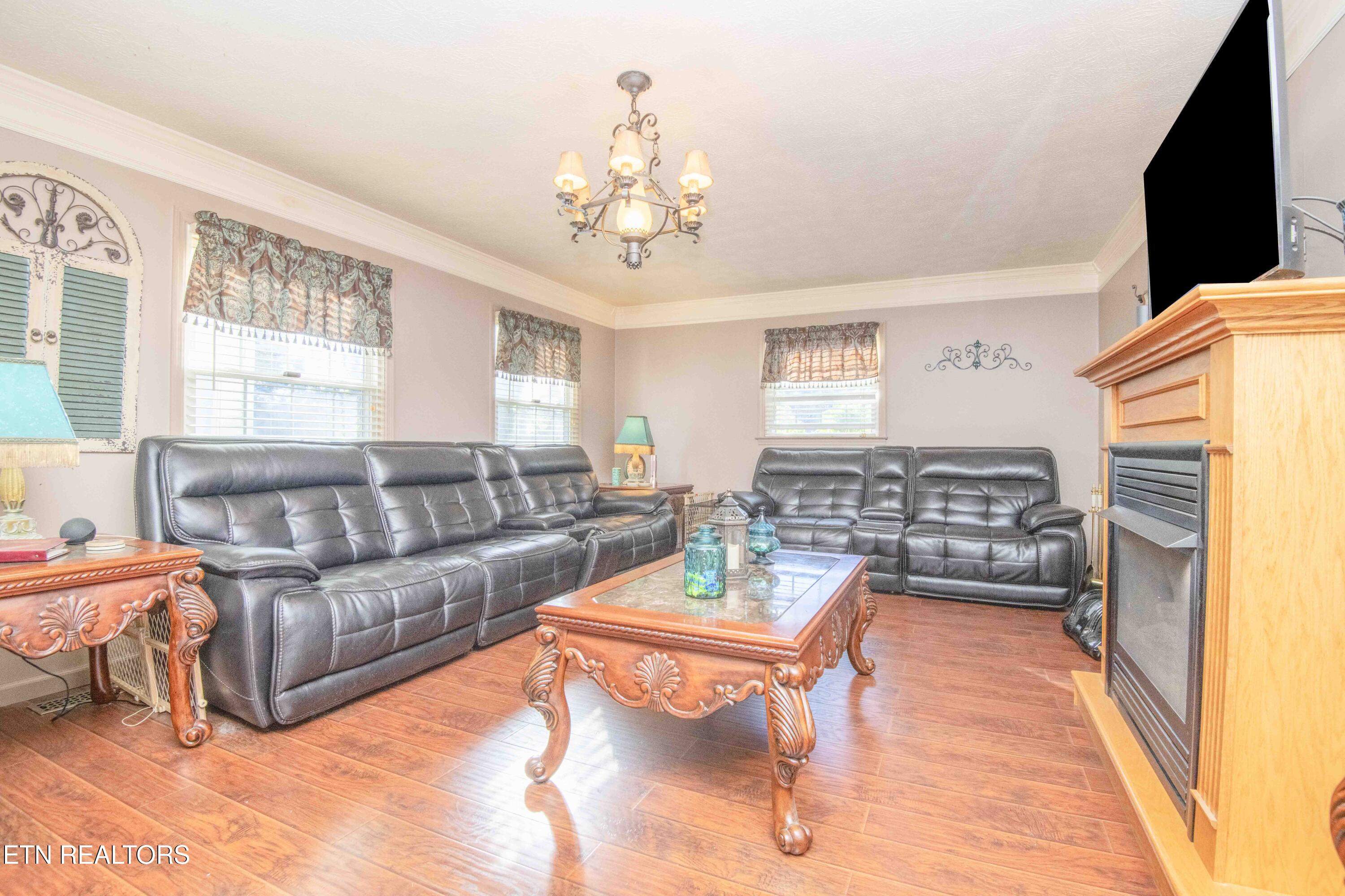 134 Andy Baird Drive Lafollette TN 37766