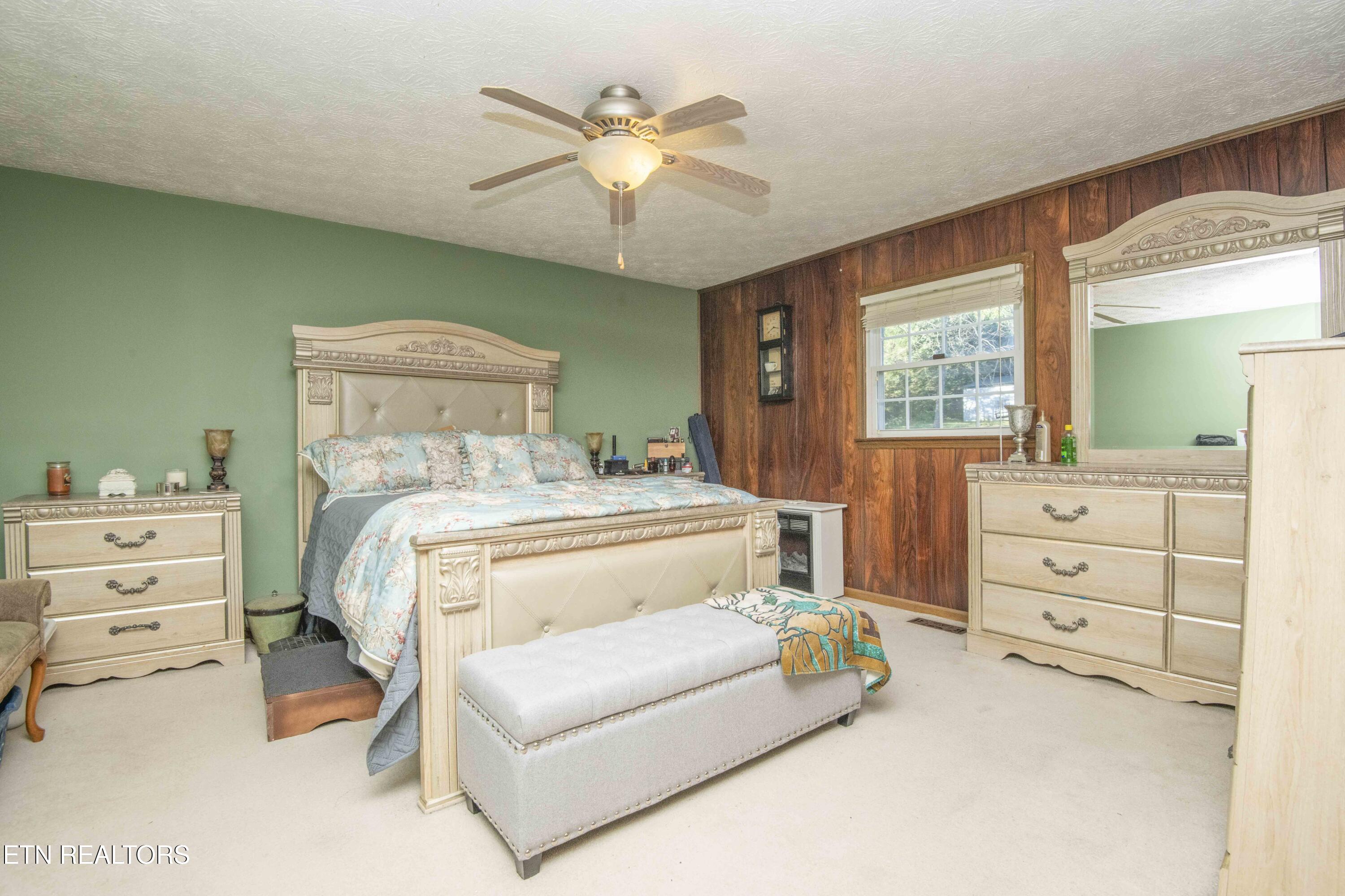 134 Andy Baird Drive Lafollette TN 37766