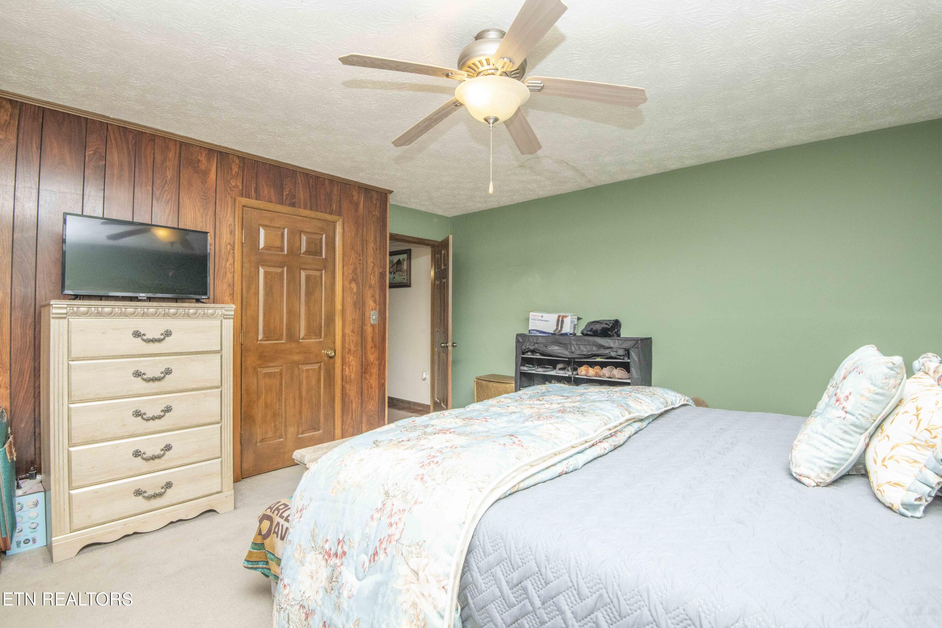 134 Andy Baird Drive Lafollette TN 37766