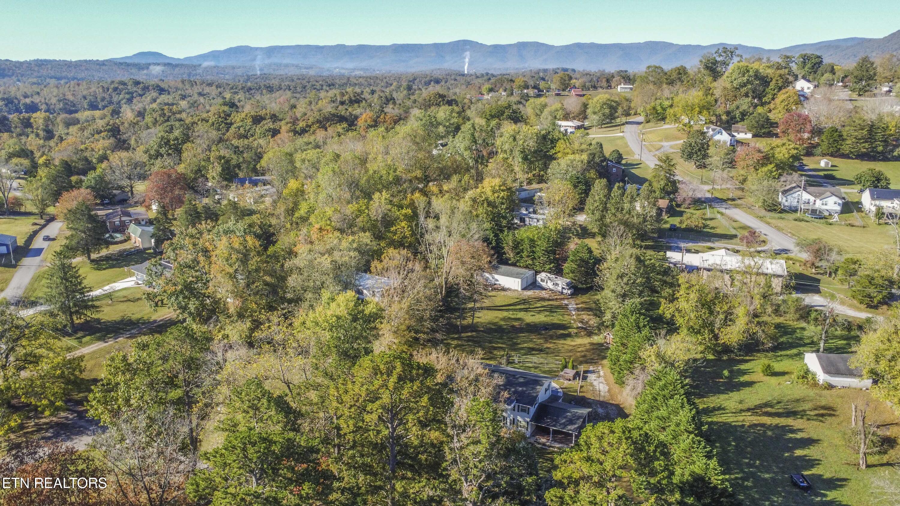 134 Andy Baird Drive Lafollette TN 37766