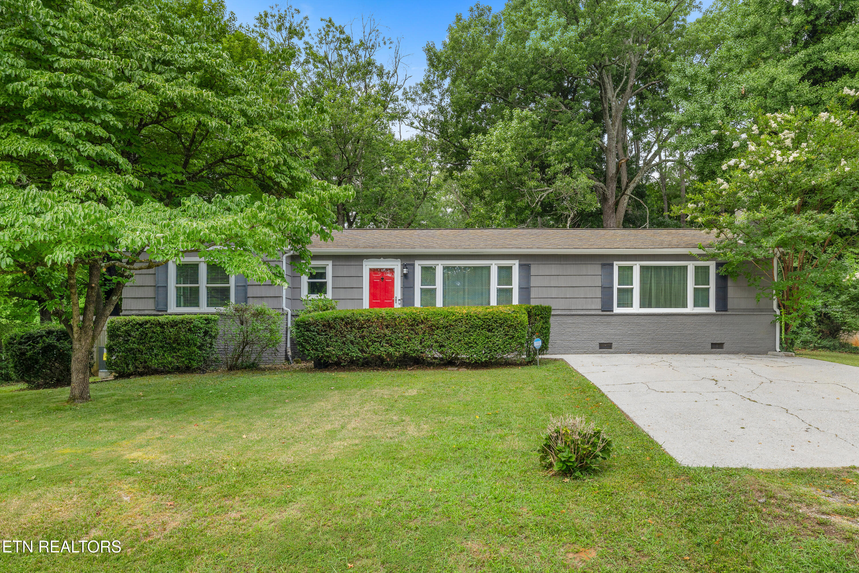 1009 Bardill Lane Knoxville TN 37919