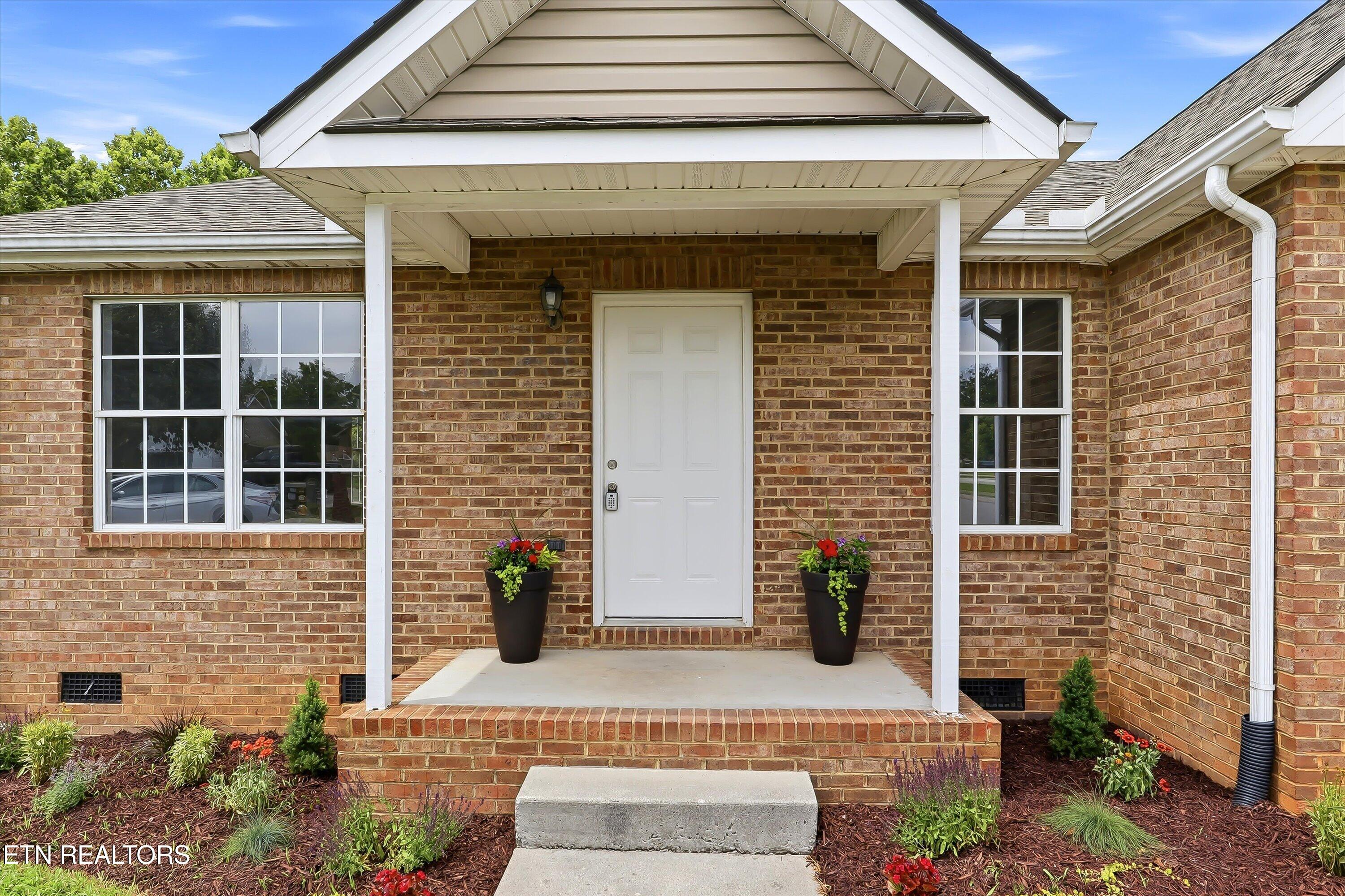 4400 Waldon Pond Lane Corryton TN 37721