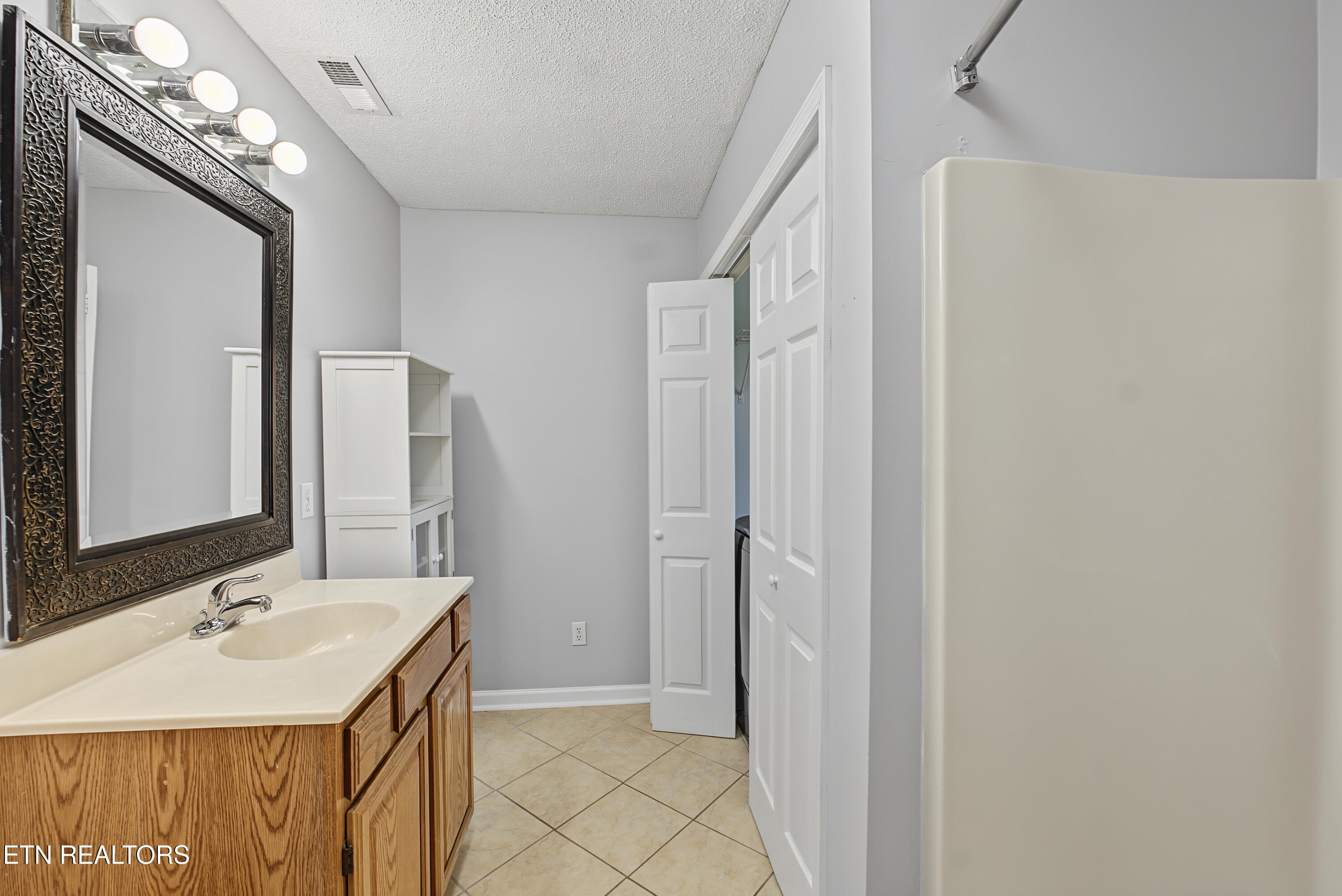 608 Busbee Road Knoxville TN 37920