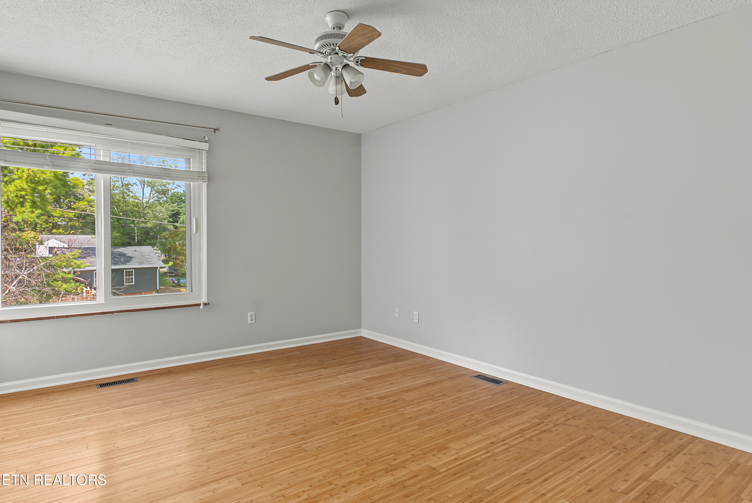 608 Busbee Road Knoxville TN 37920