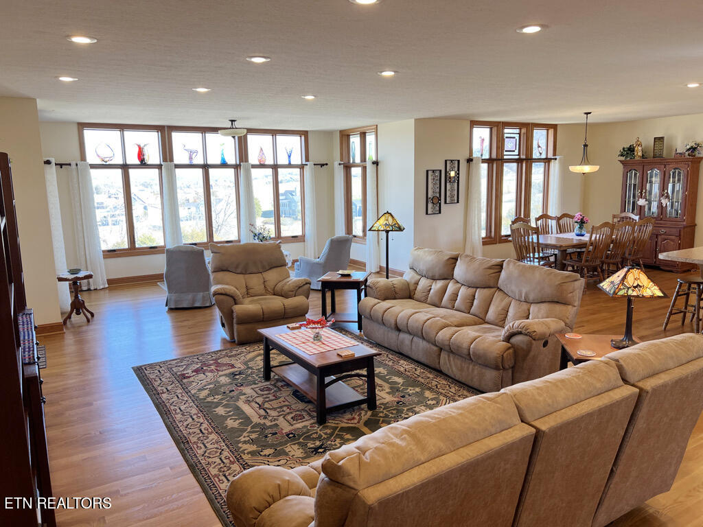 255 Sunset View Sharps Chapel TN 37866
