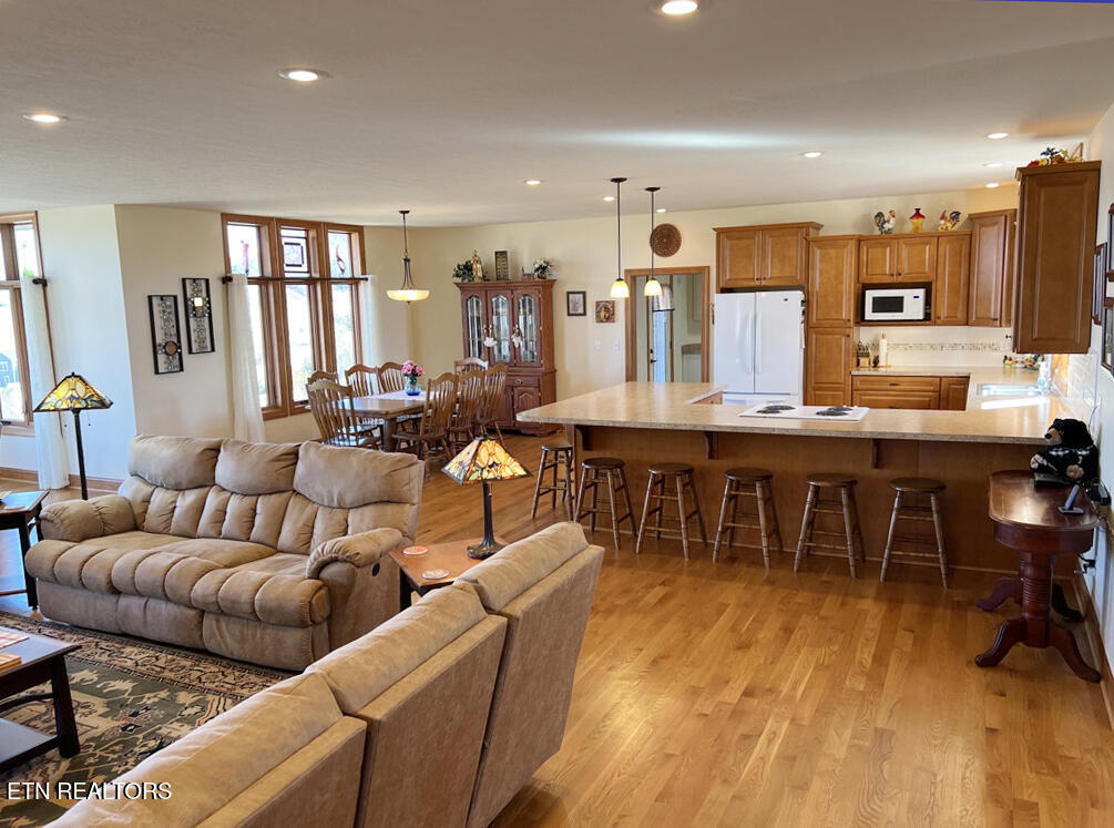 255 Sunset View Sharps Chapel TN 37866