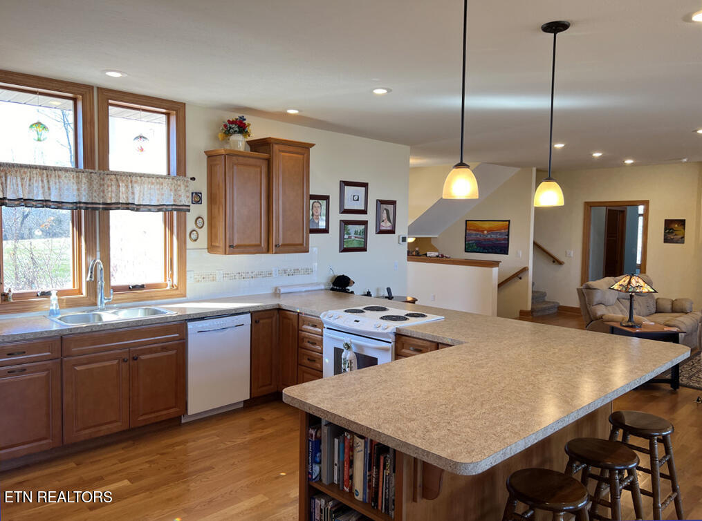 255 Sunset View Sharps Chapel TN 37866