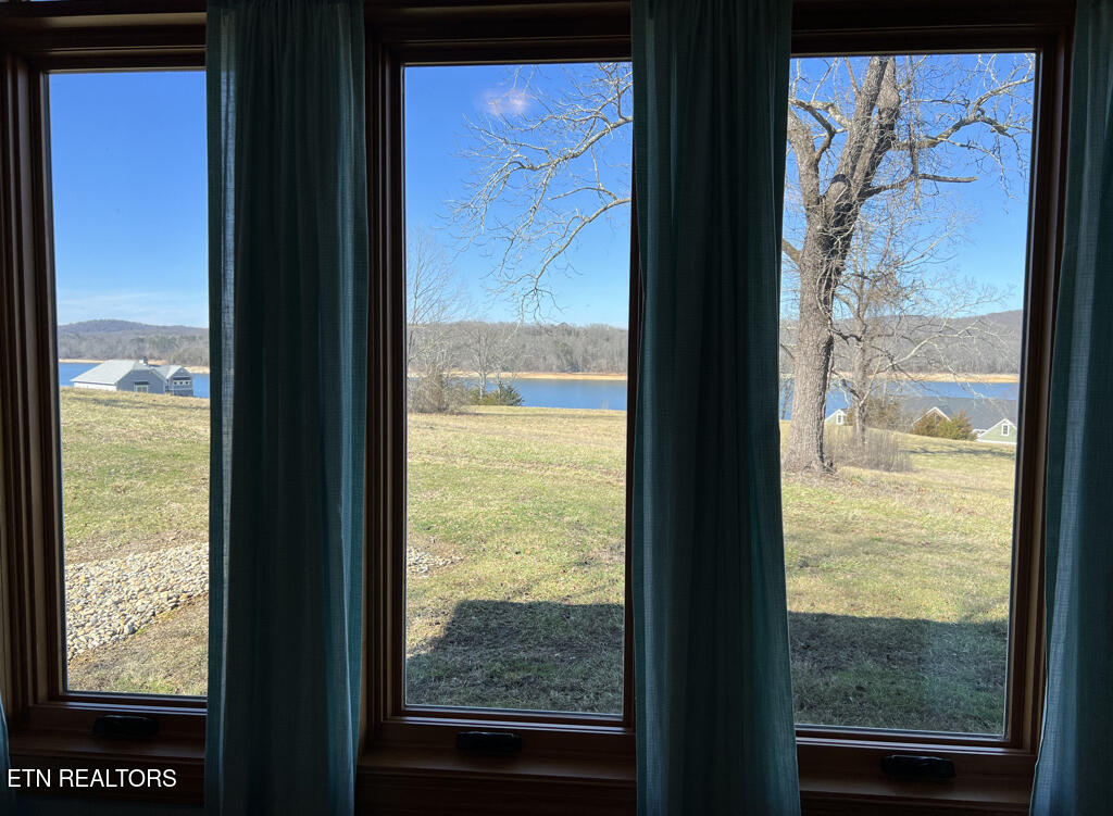 255 Sunset View Sharps Chapel TN 37866