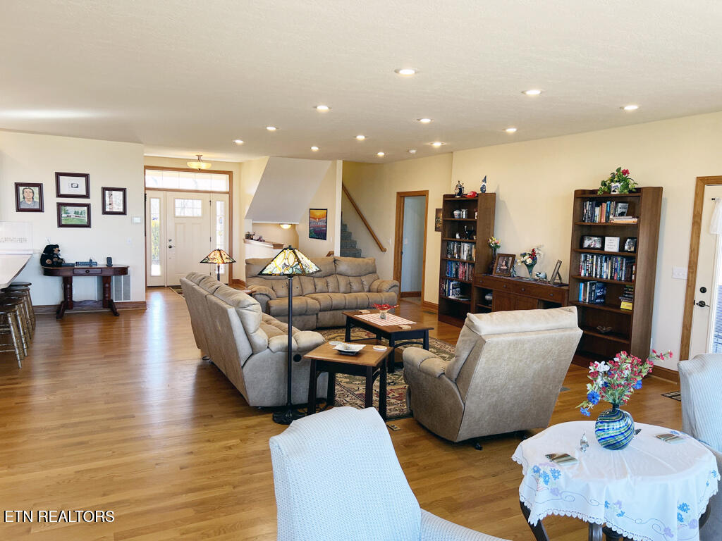 255 Sunset View Sharps Chapel TN 37866
