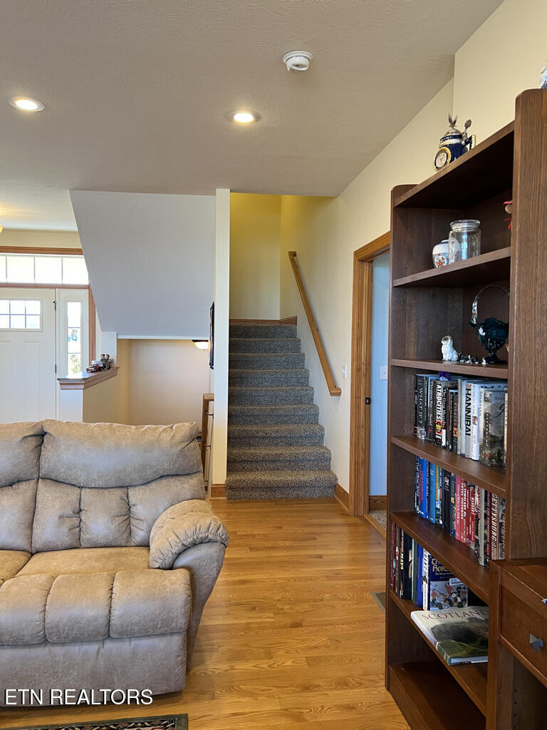255 Sunset View Sharps Chapel TN 37866