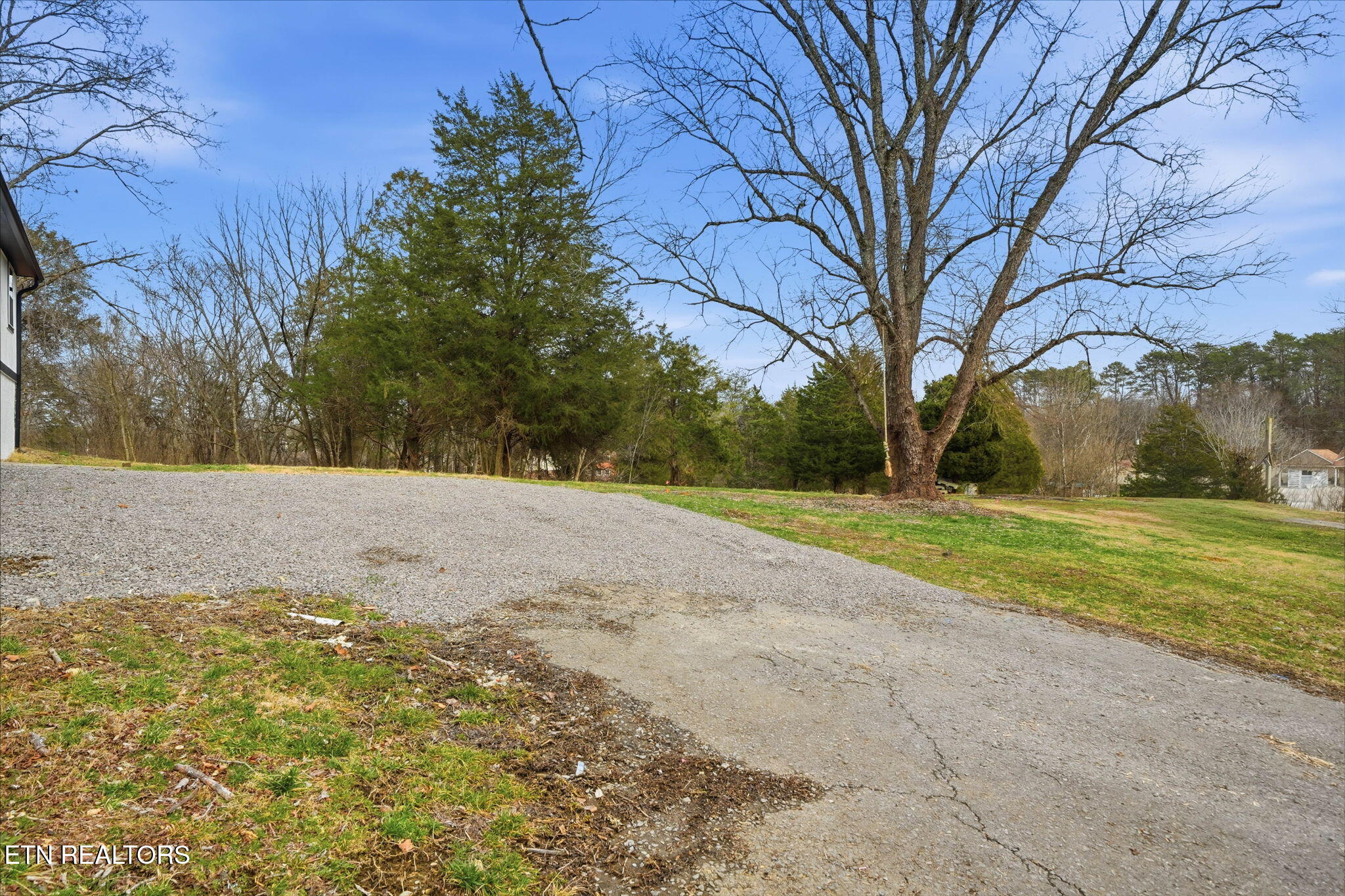 6202 Strawberry Plains Pike Knoxville TN 37914