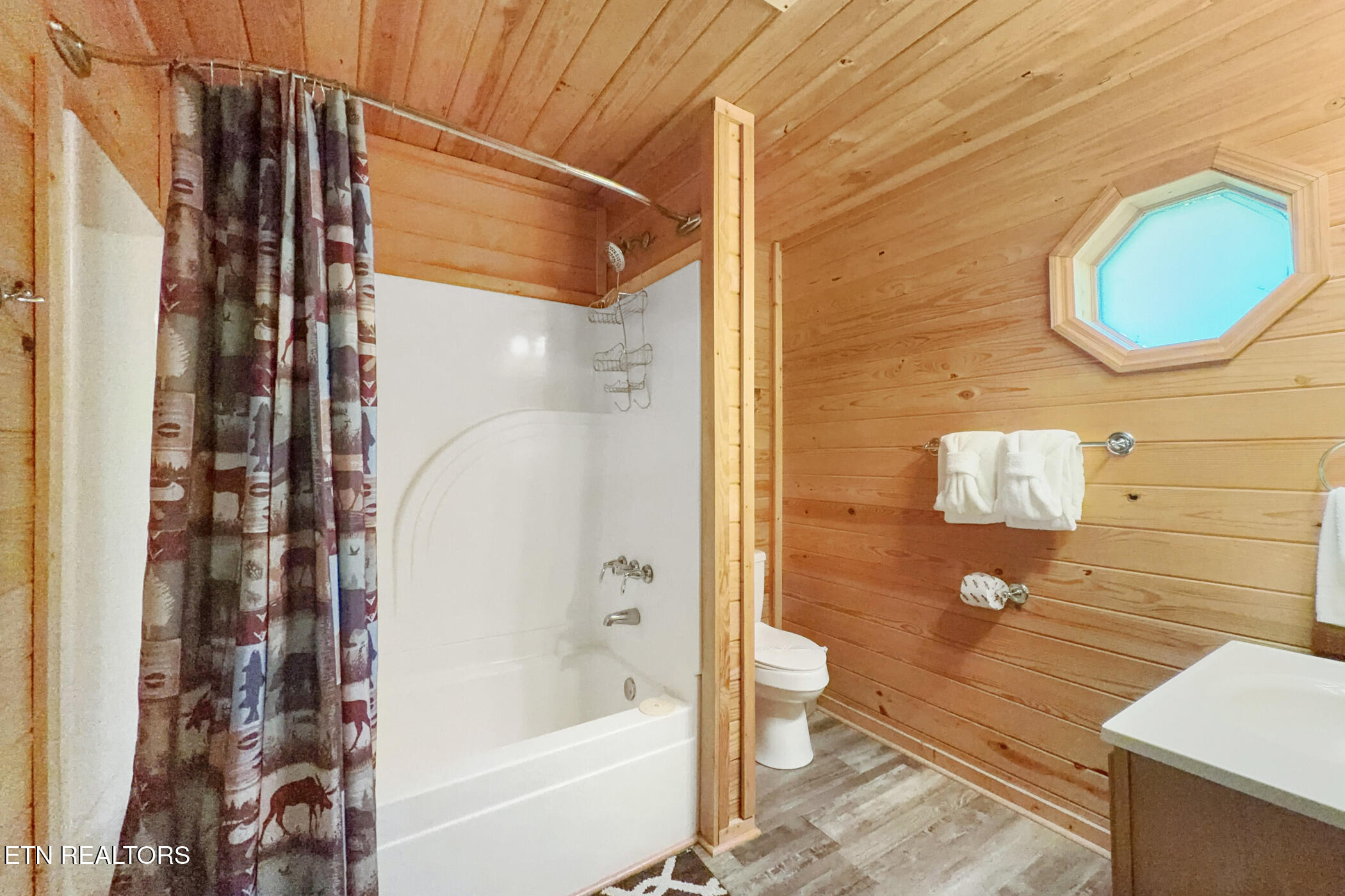 1607 S Mountain View Road Sevierville TN 37876