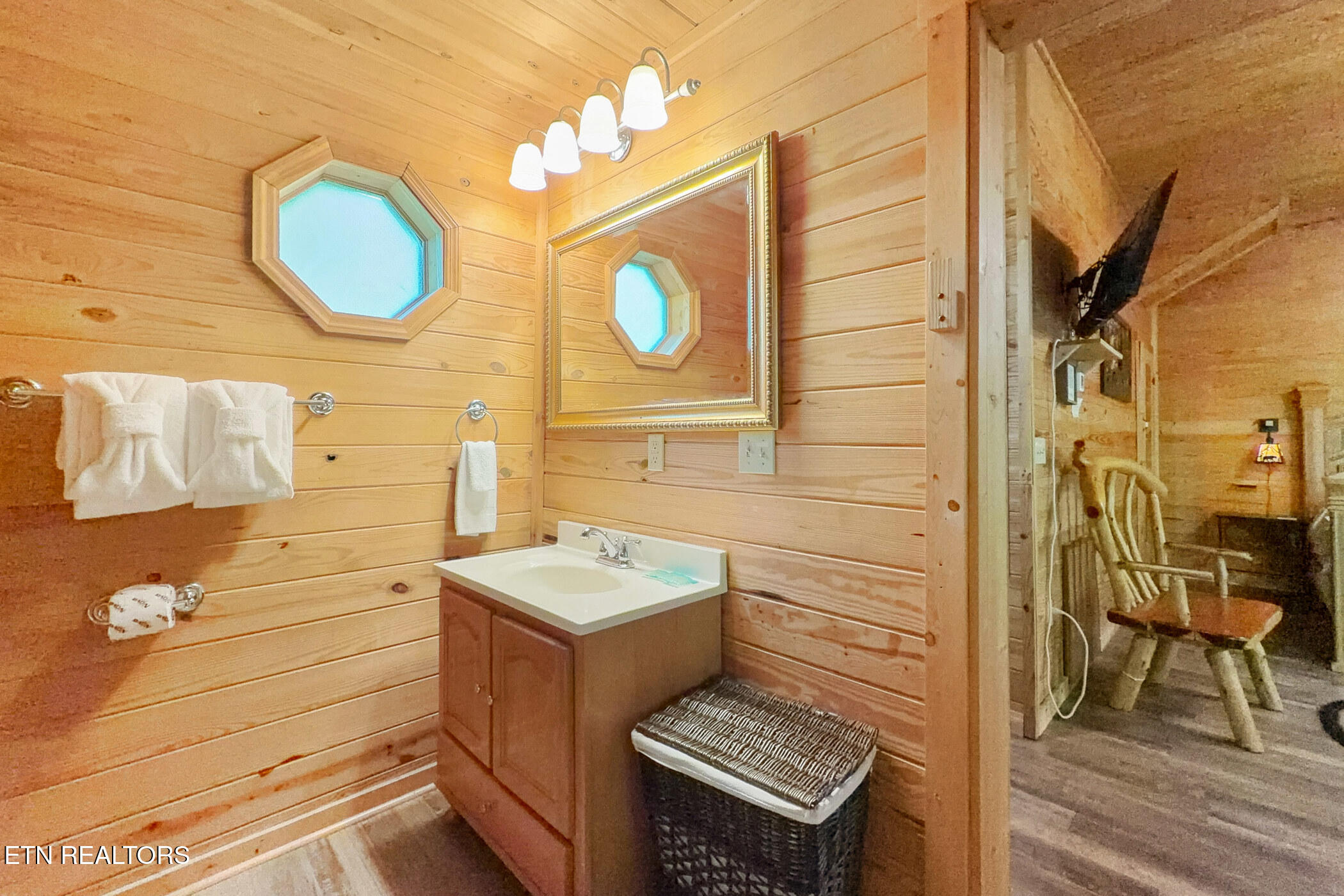 1607 S Mountain View Road Sevierville TN 37876