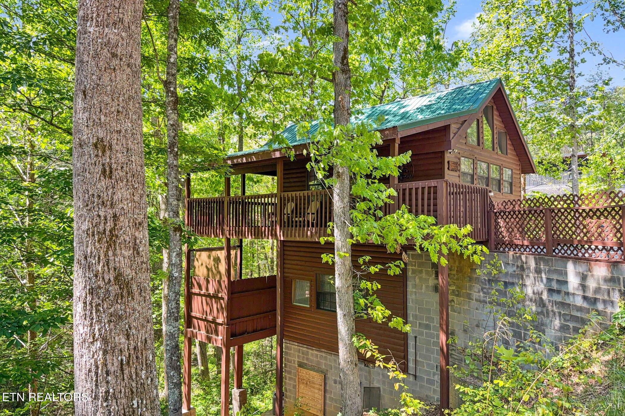 1607 S Mountain View Road Sevierville TN 37876
