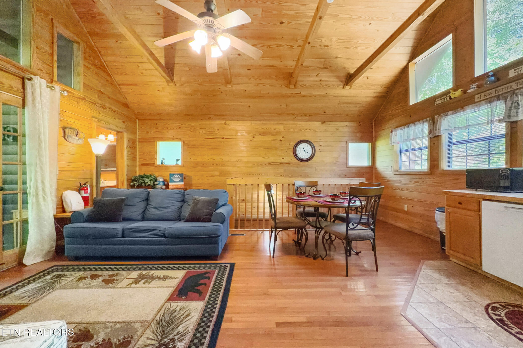1607 S Mountain View Road Sevierville TN 37876