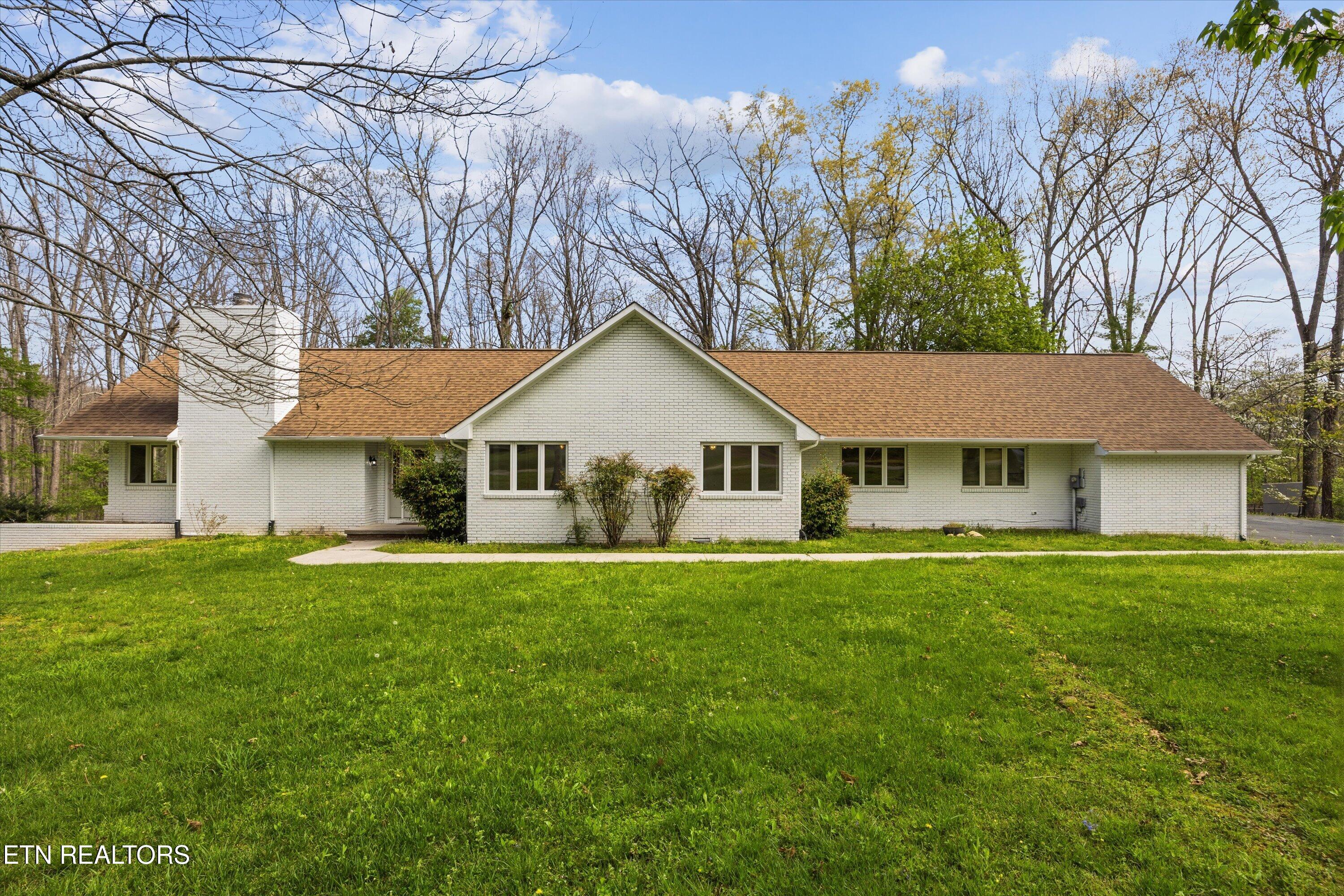 696 Laurel Circle Crossville TN 38555