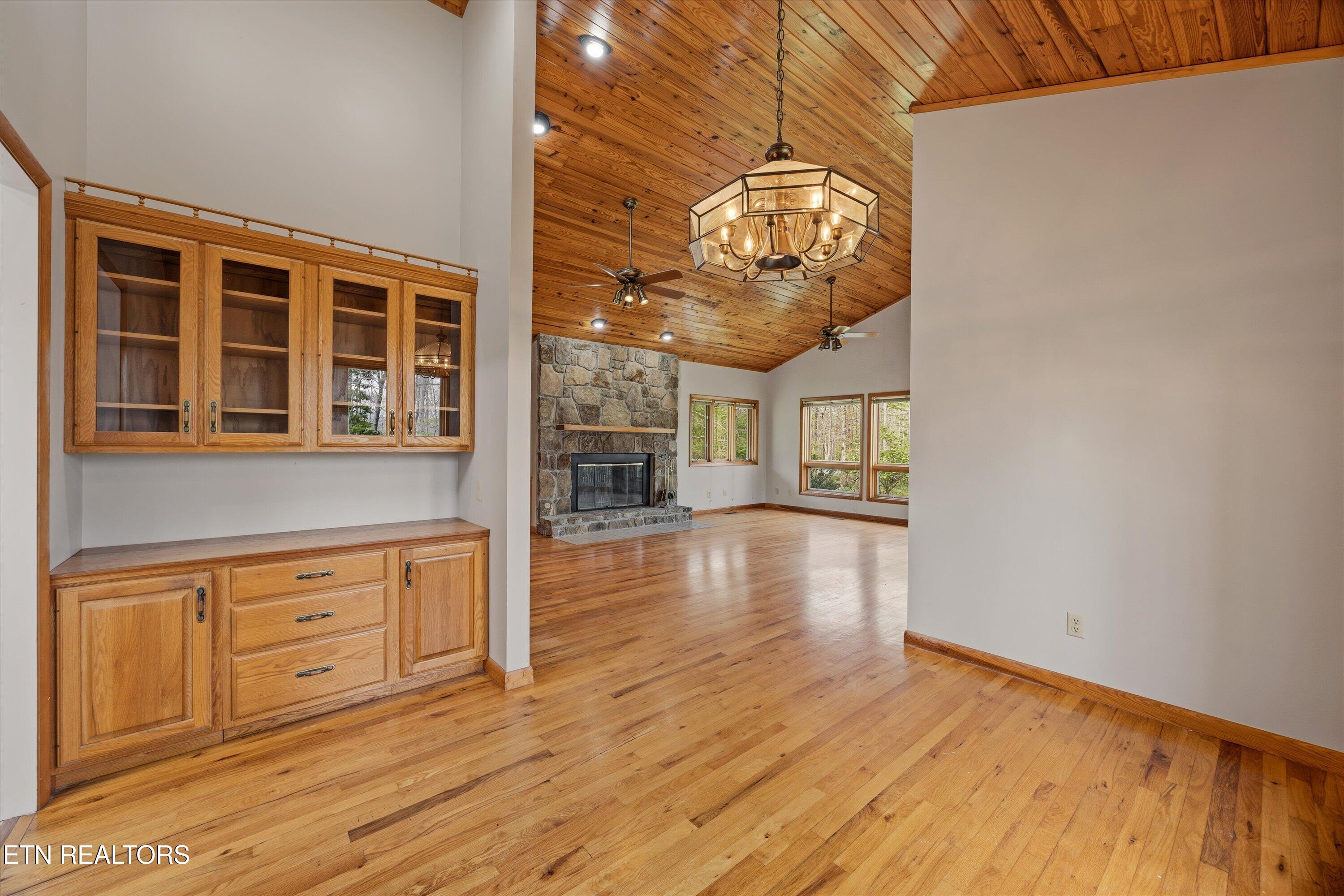 696 Laurel Circle Crossville TN 38555