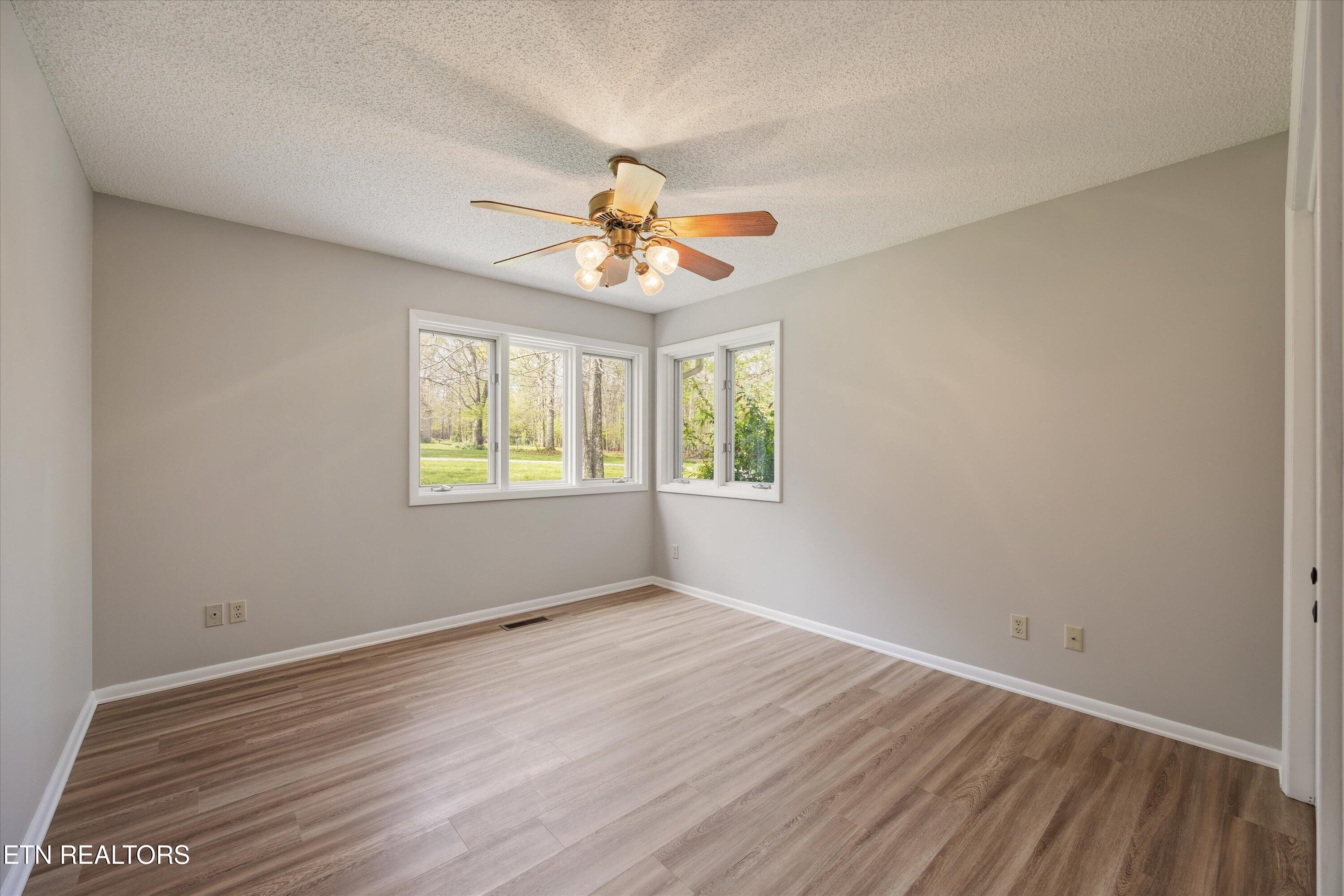 696 Laurel Circle Crossville TN 38555