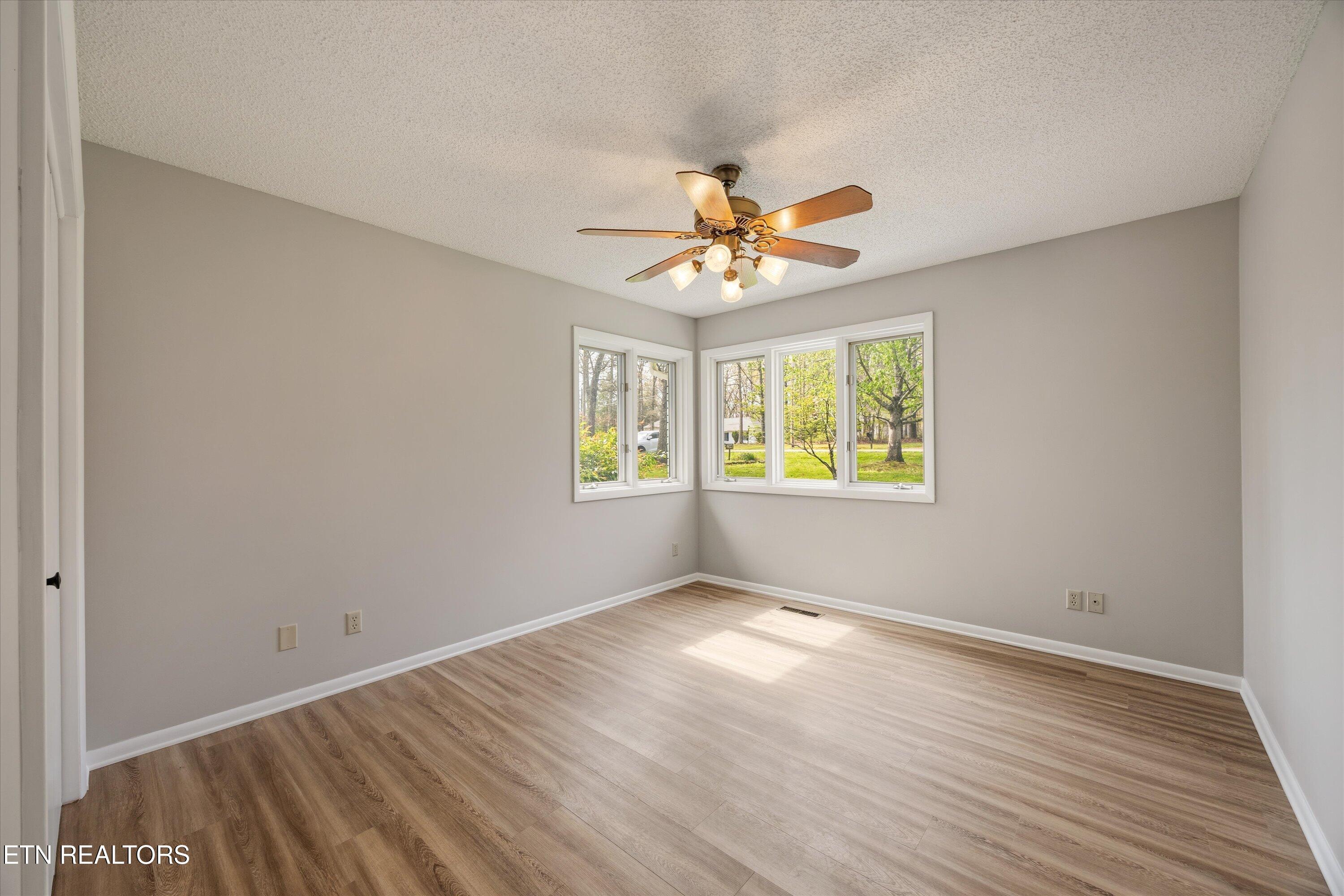696 Laurel Circle Crossville TN 38555