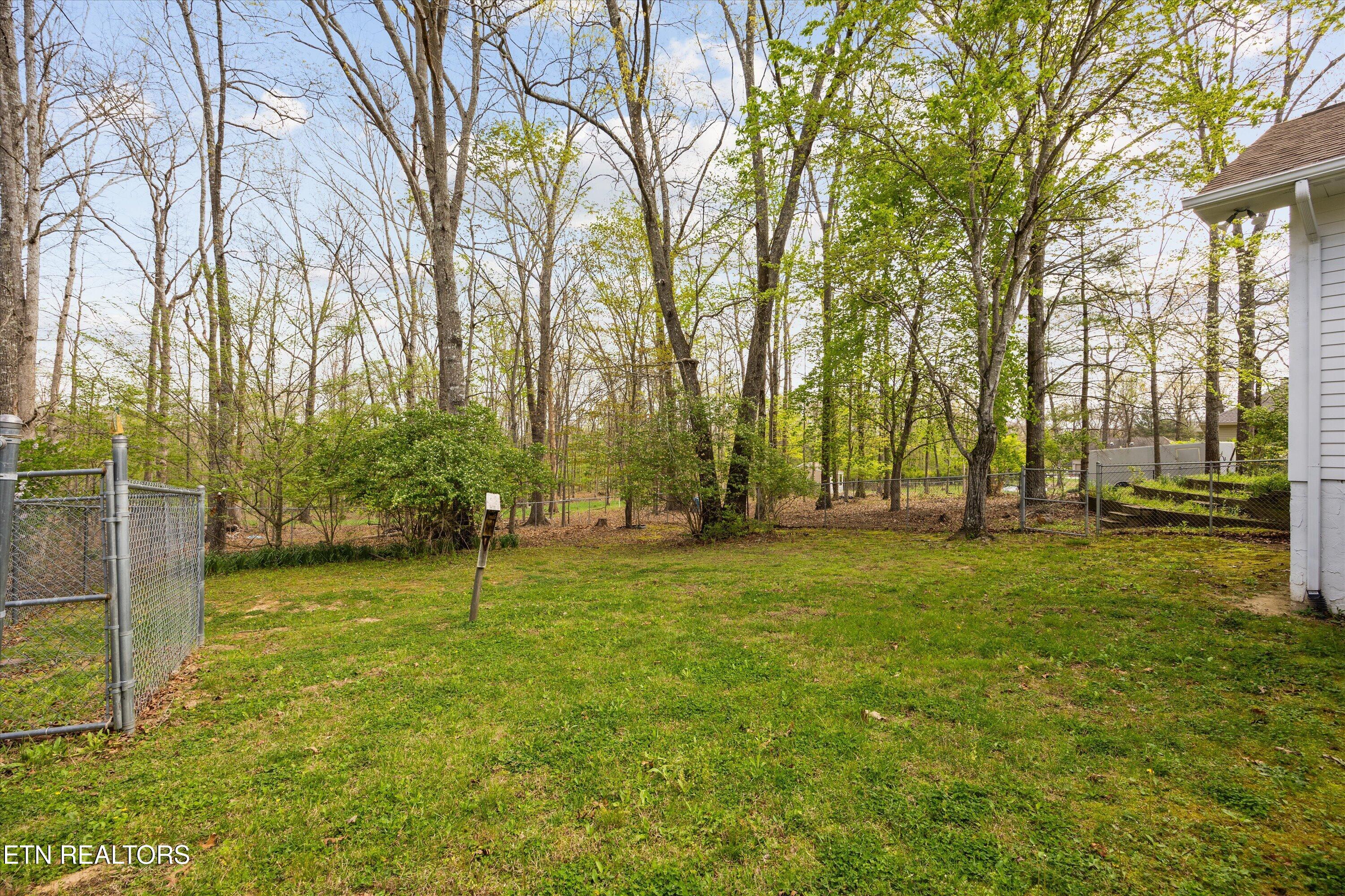 696 Laurel Circle Crossville TN 38555