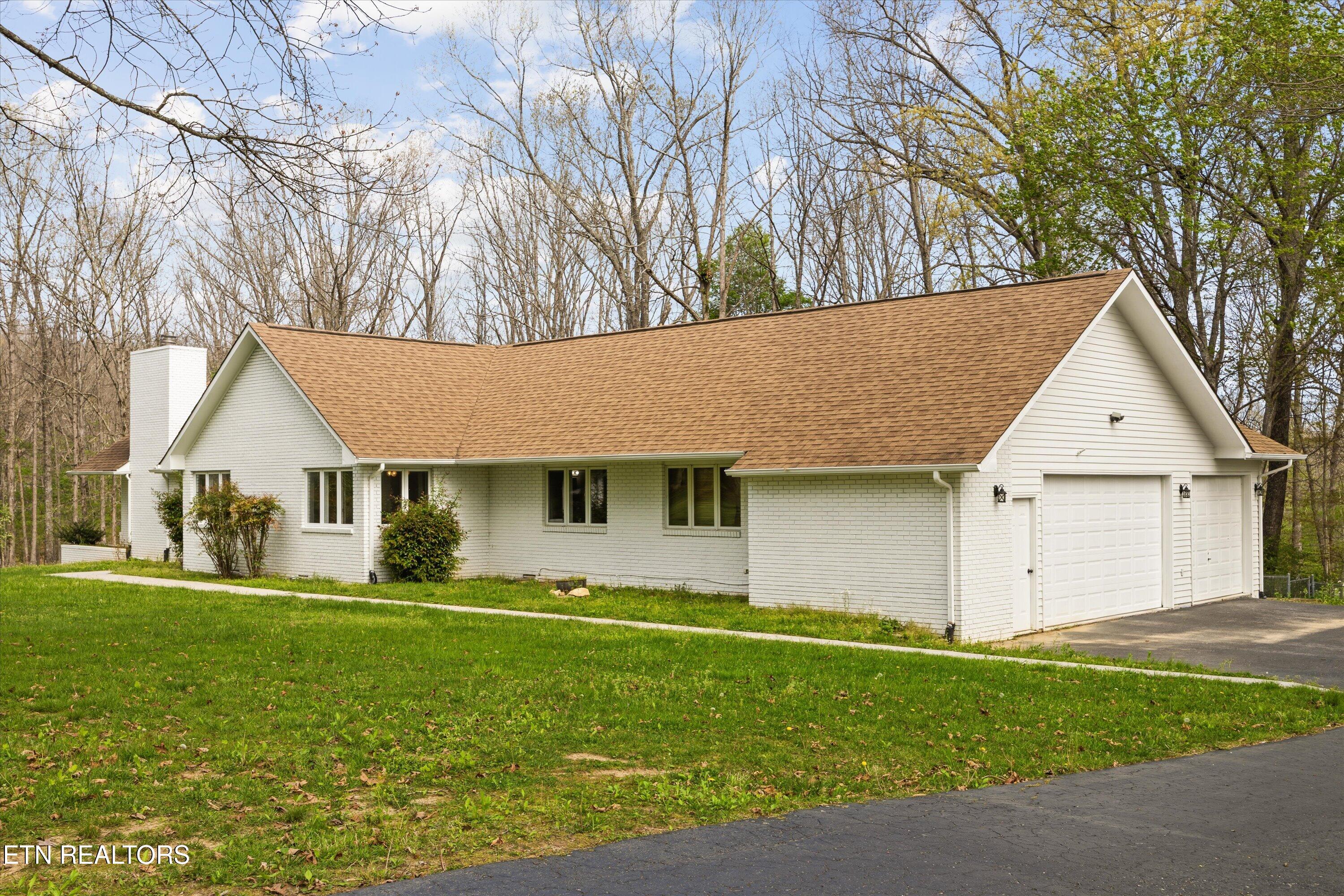 696 Laurel Circle Crossville TN 38555