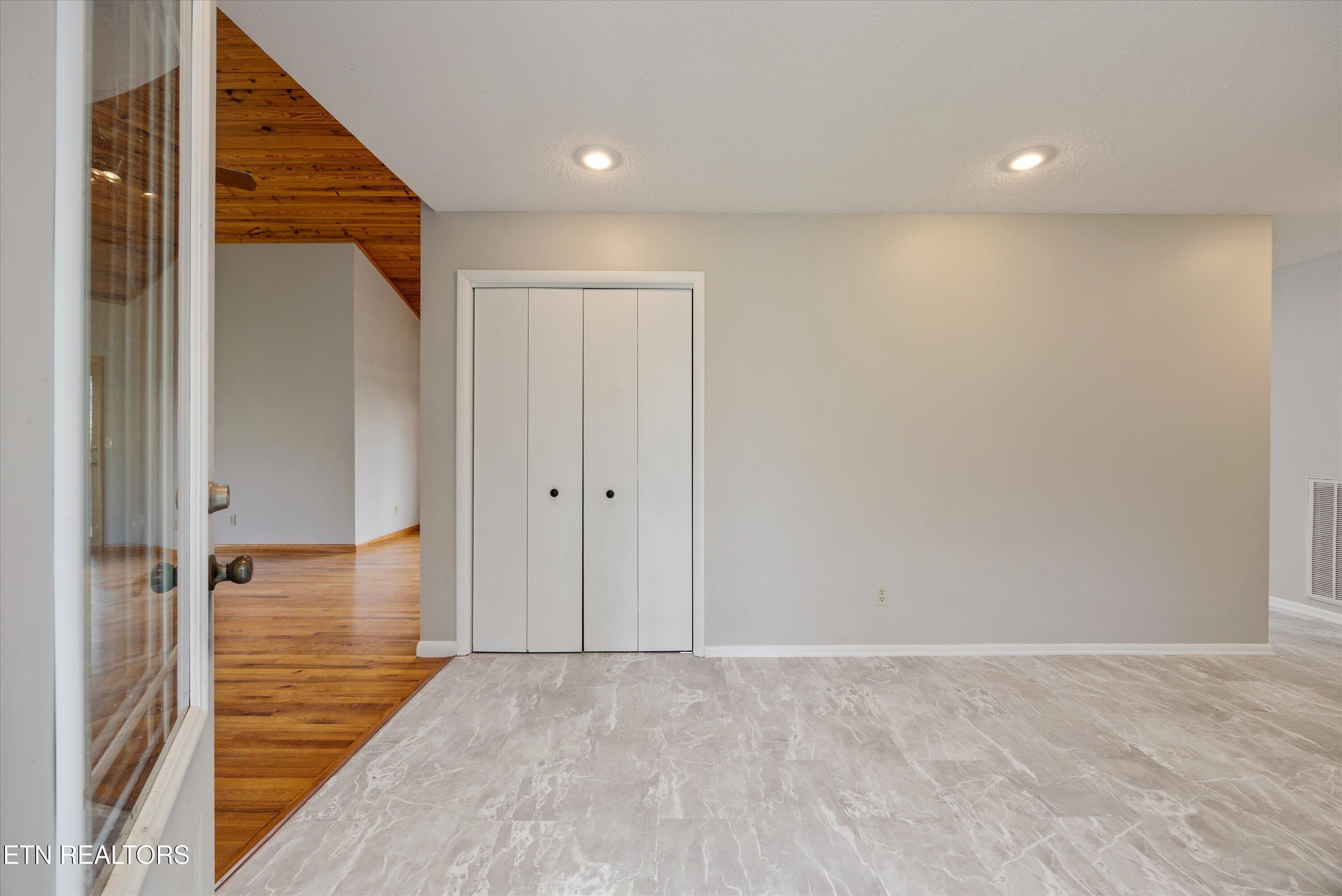 696 Laurel Circle Crossville TN 38555