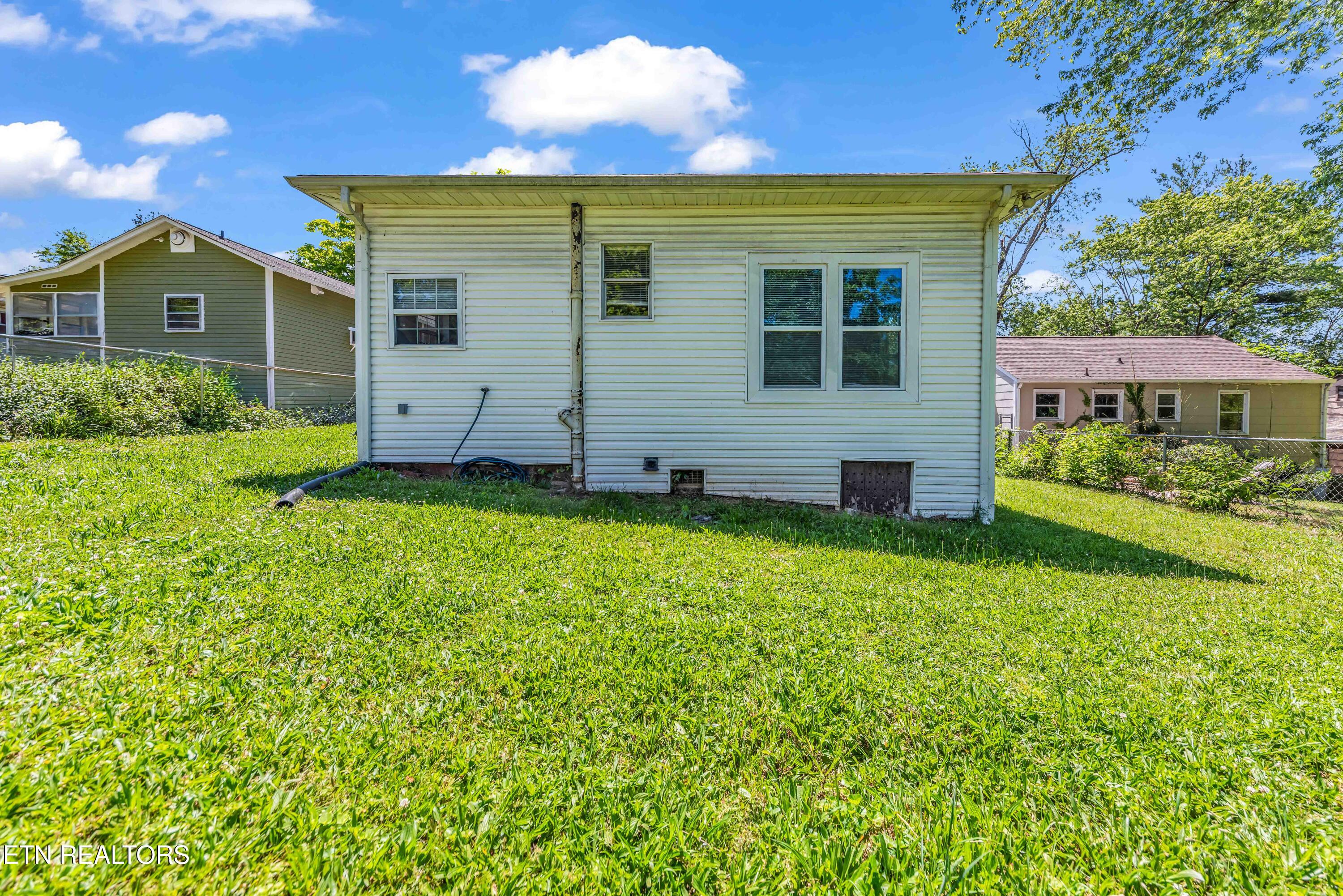 2730 Barton Street Knoxville TN 37917