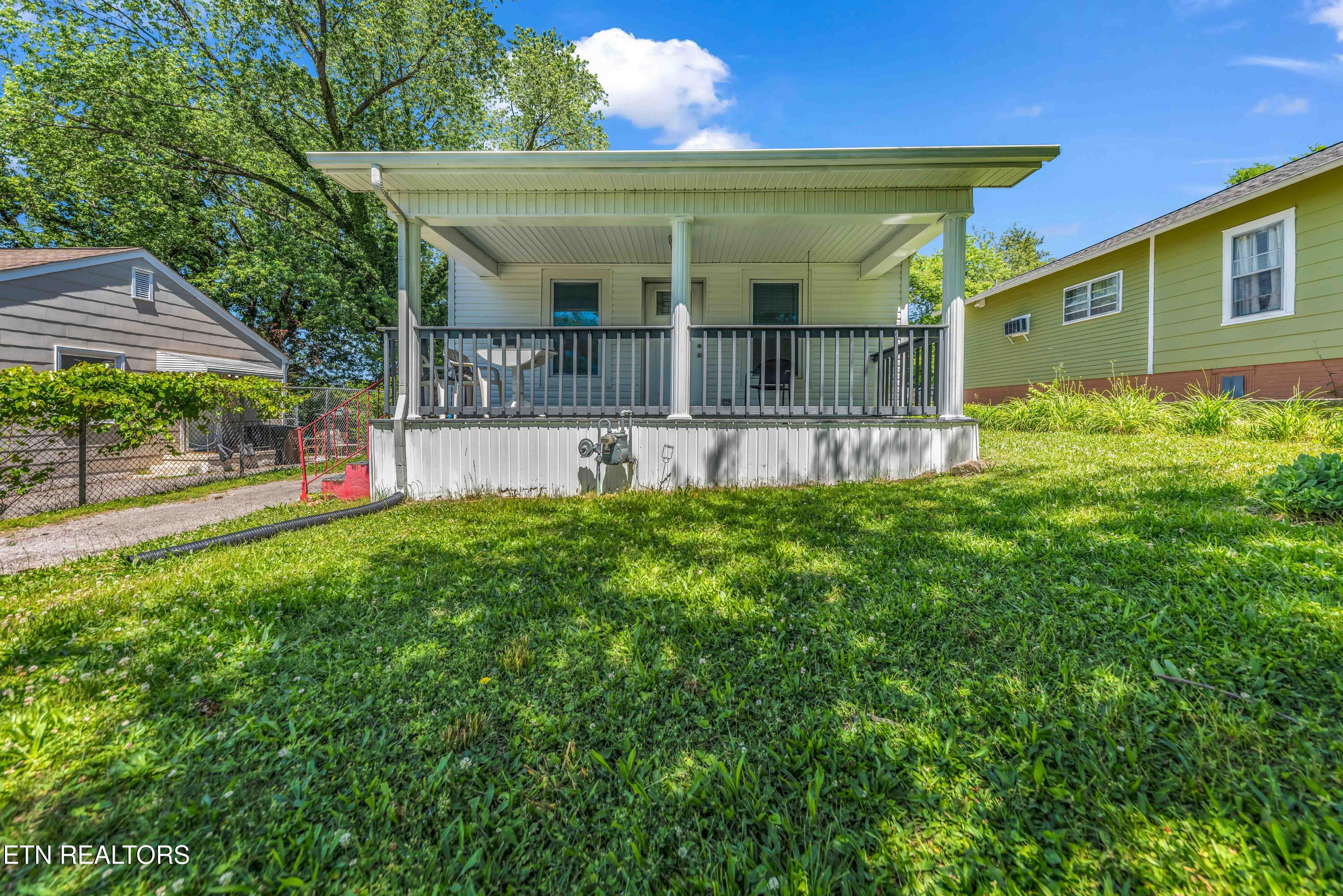 2730 Barton Street Knoxville TN 37917