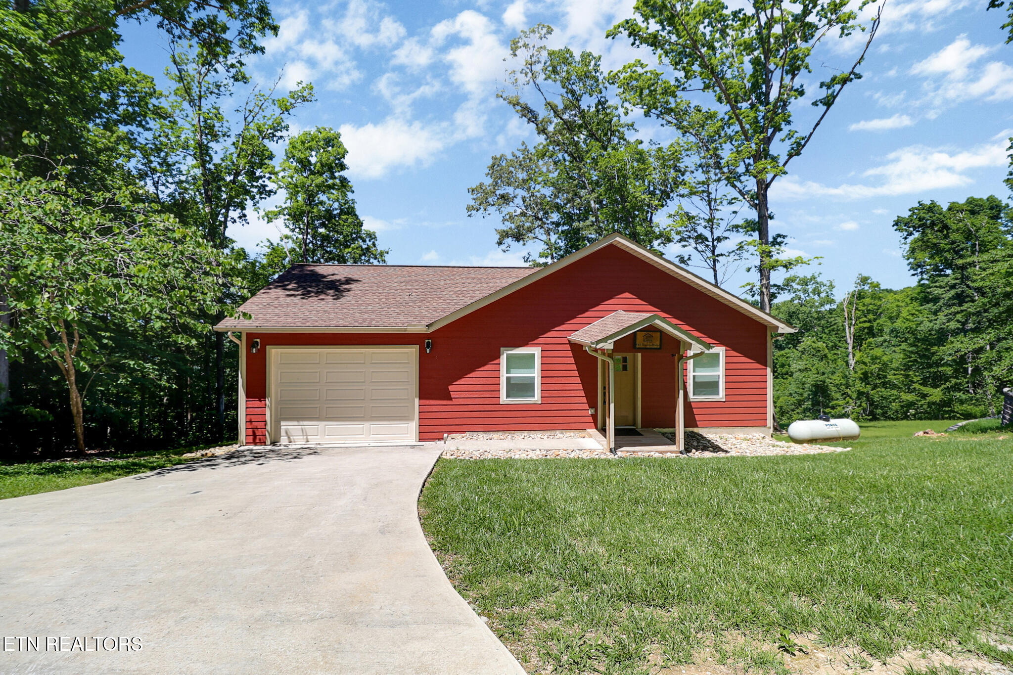 140 Rindler Ridge Byrdstown TN 38549