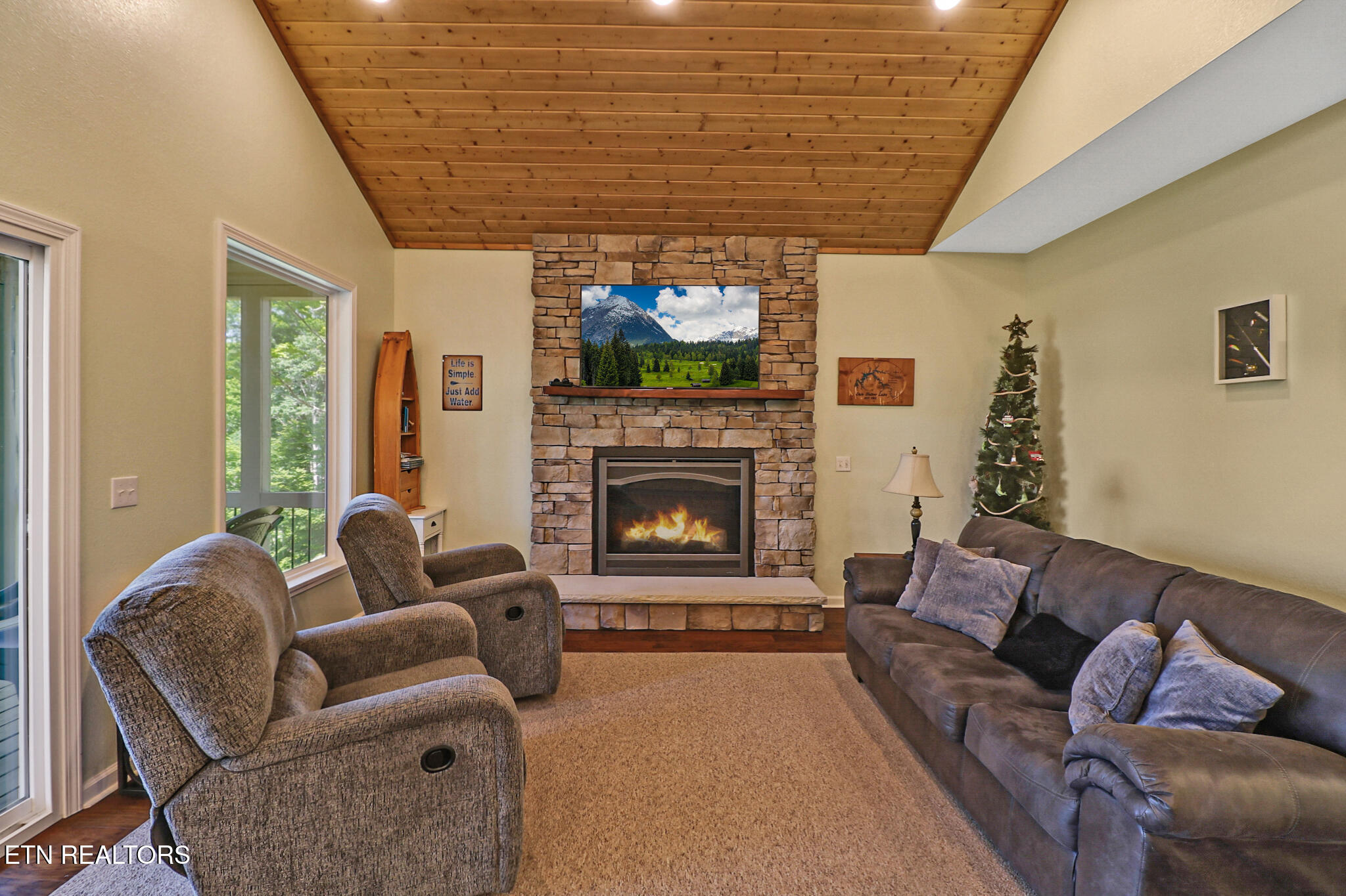 140 Rindler Ridge Byrdstown TN 38549