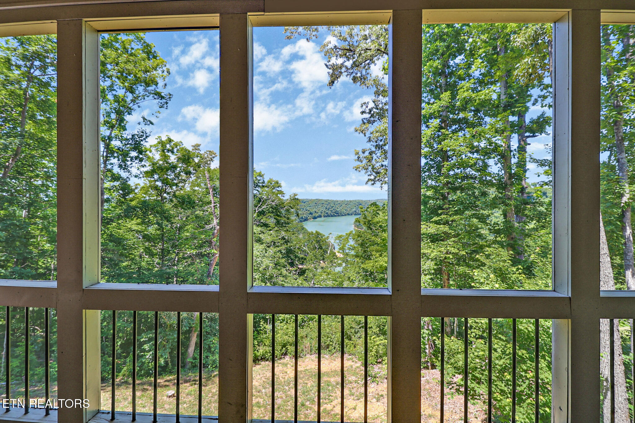 140 Rindler Ridge Byrdstown TN 38549