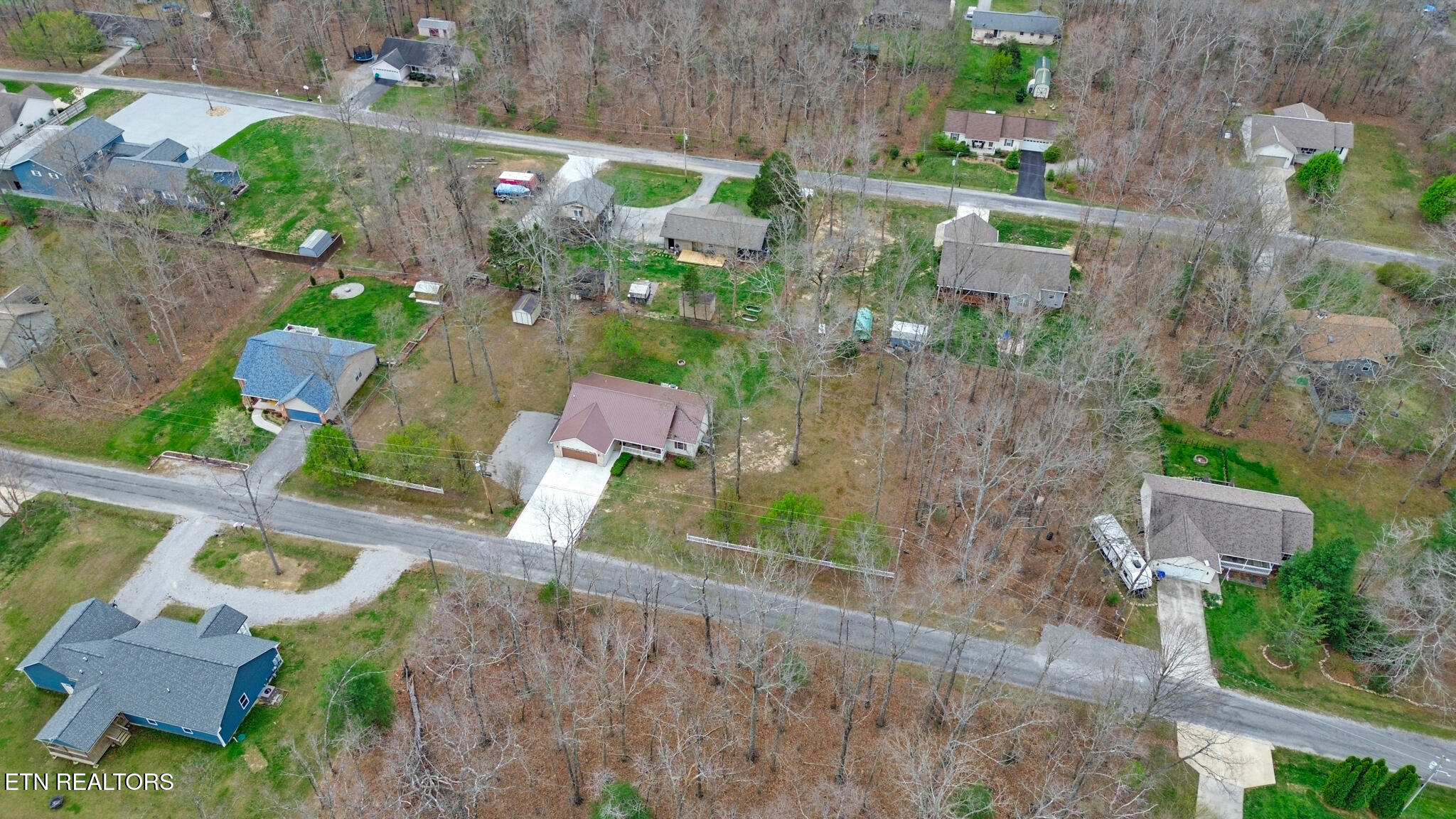 1012 Iroquois Lane Crossville TN 38572