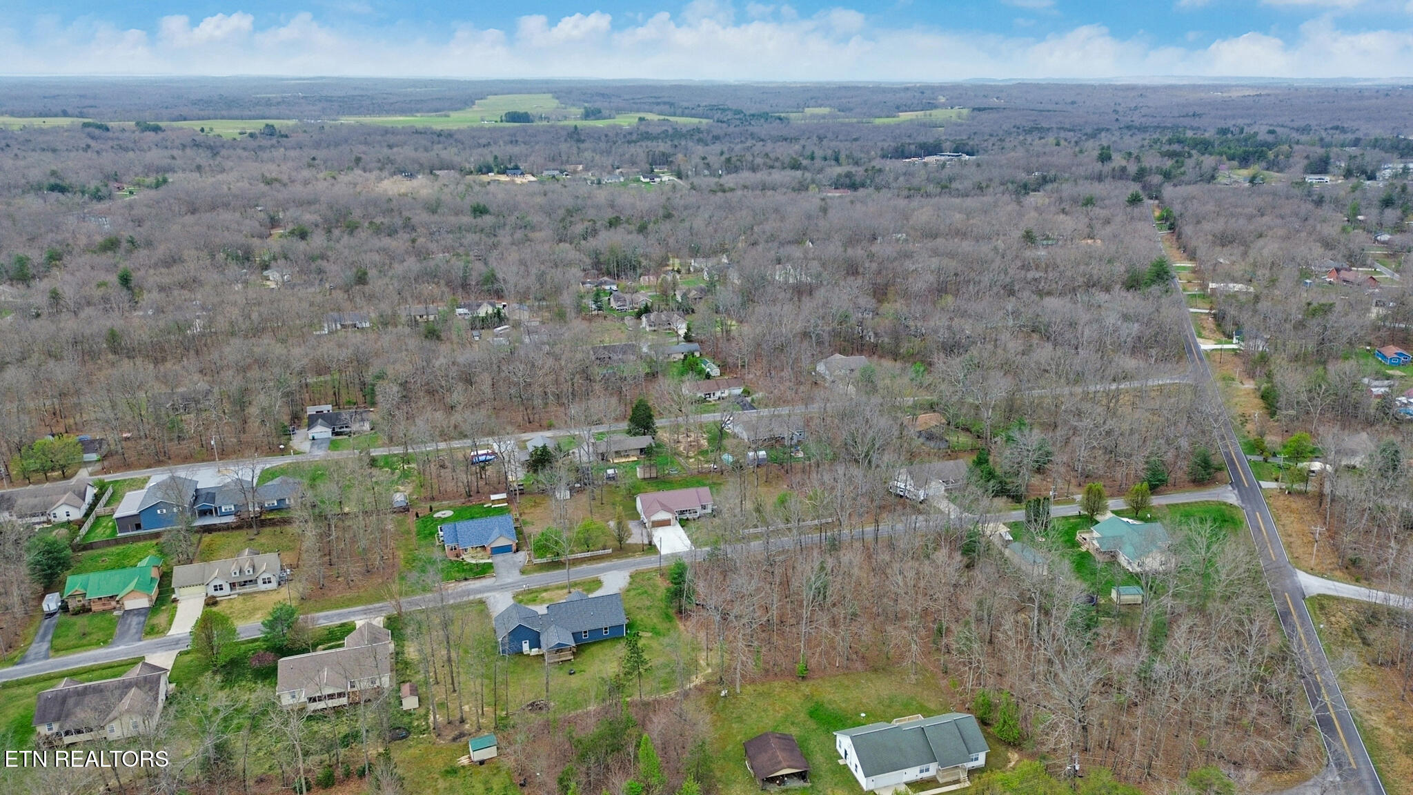1012 Iroquois Lane Crossville TN 38572