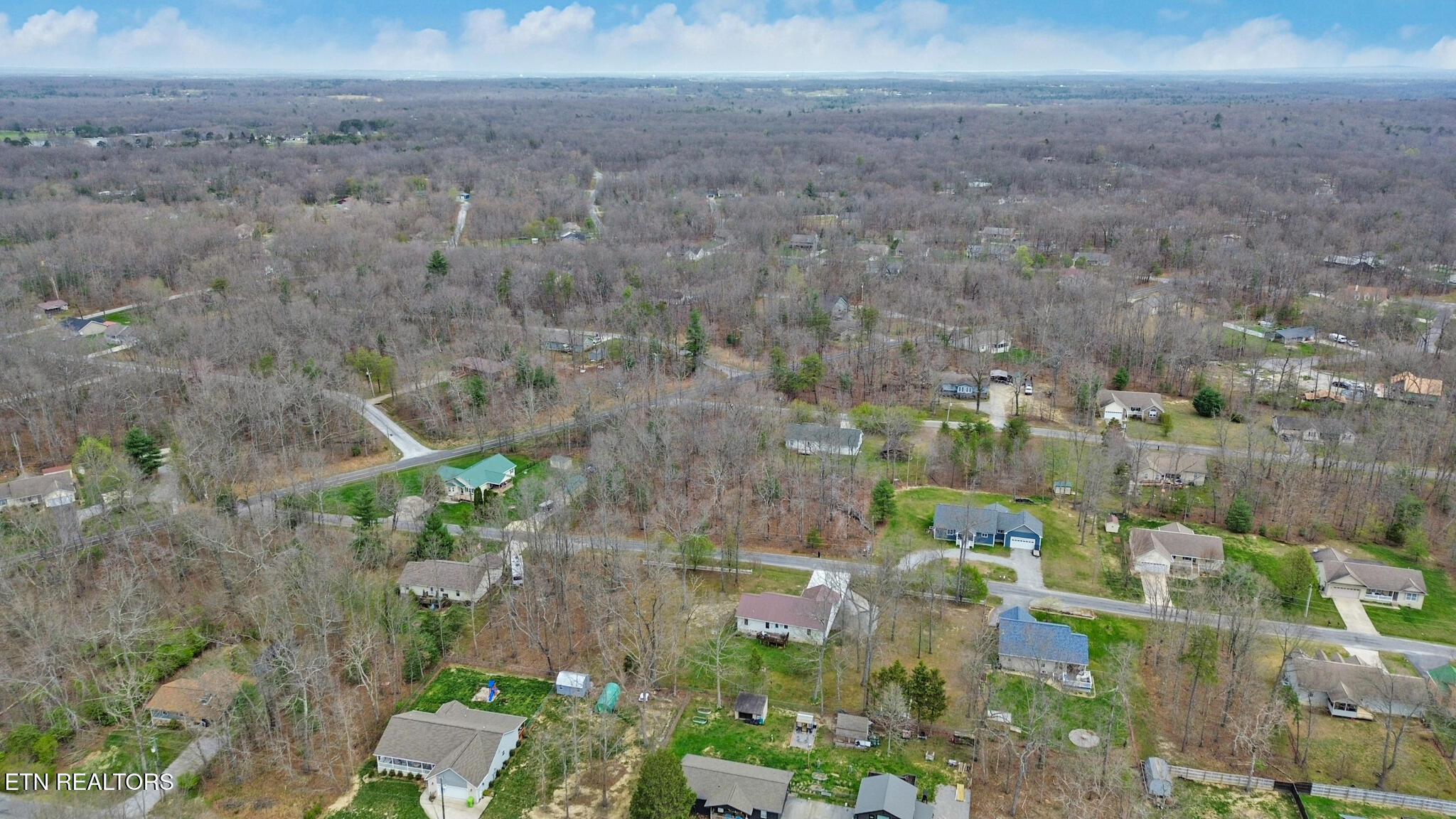 1012 Iroquois Lane Crossville TN 38572