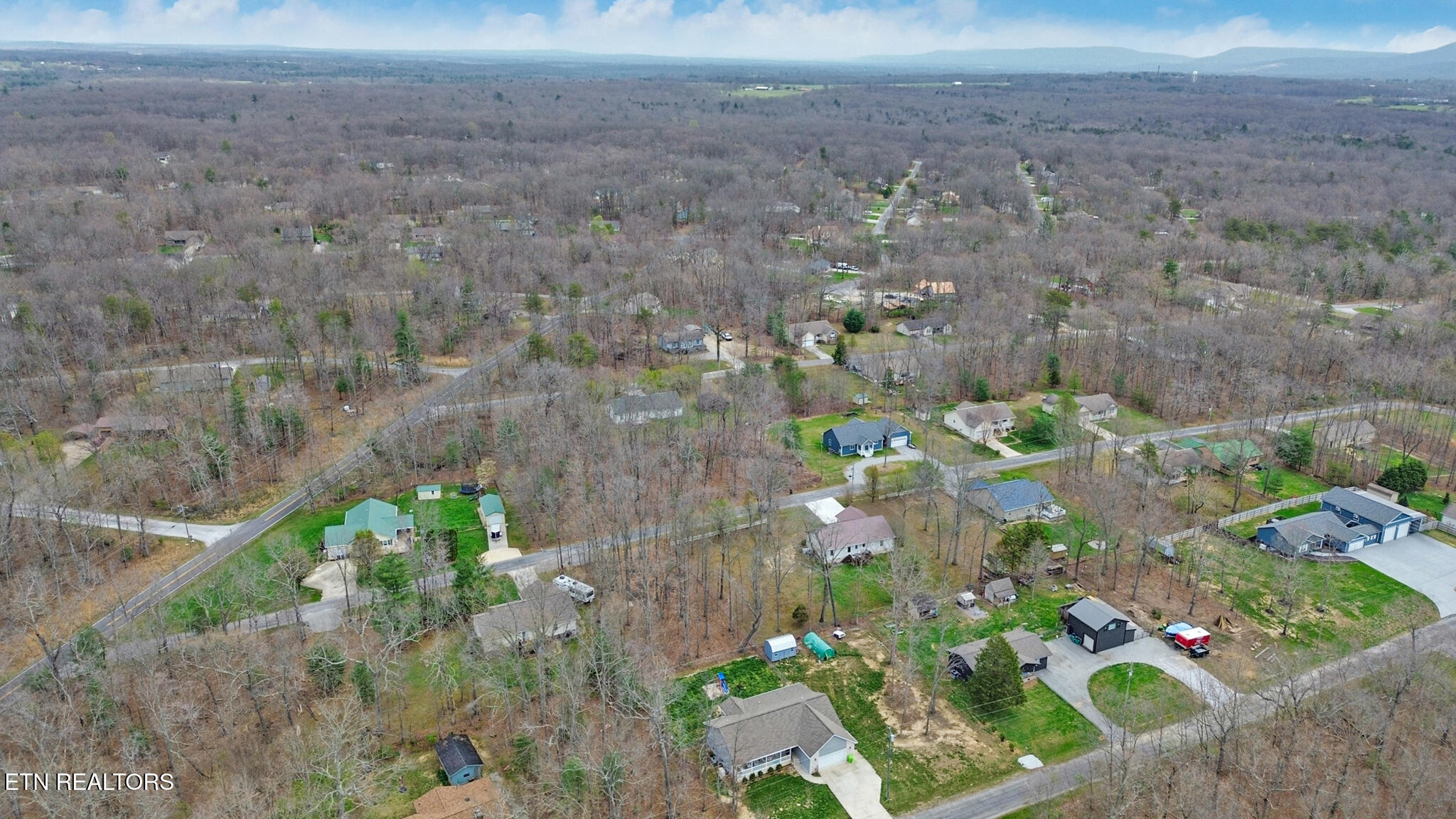 1012 Iroquois Lane Crossville TN 38572