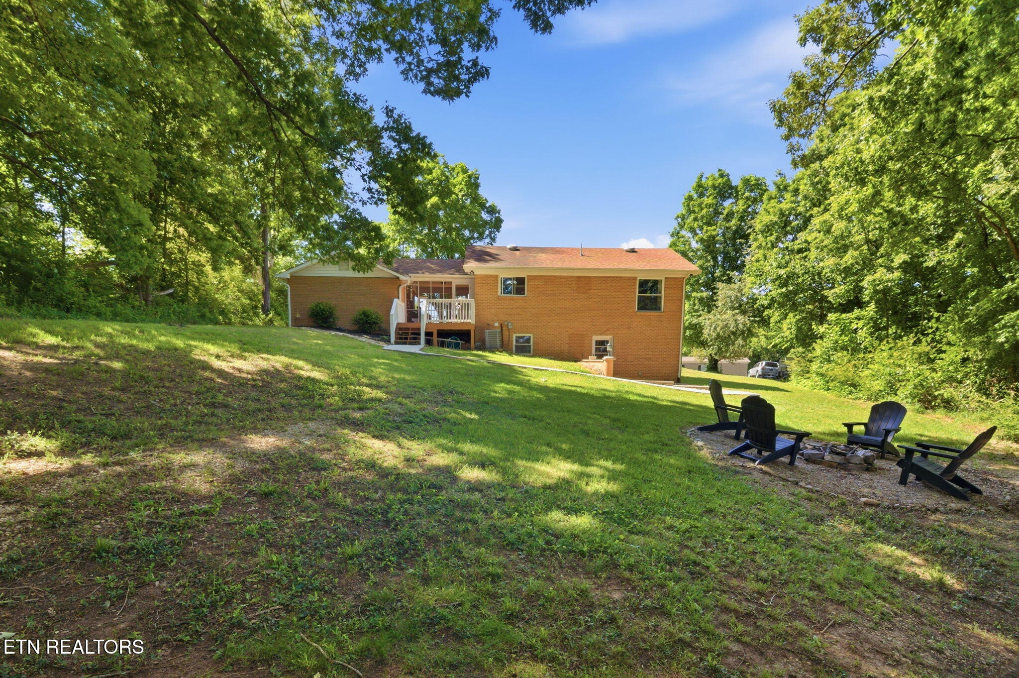 3012 Sinking Springs Road Knoxville TN 37914